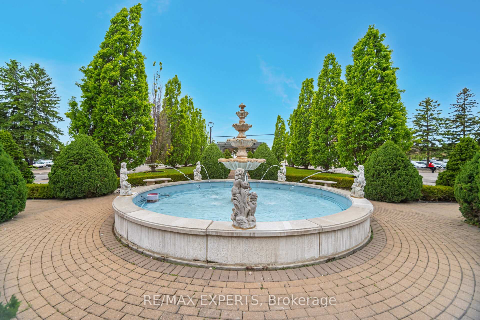 Photo 22 of Unit 304, 2504 Rutherford Road, Vaughan, Maple — HOMEH