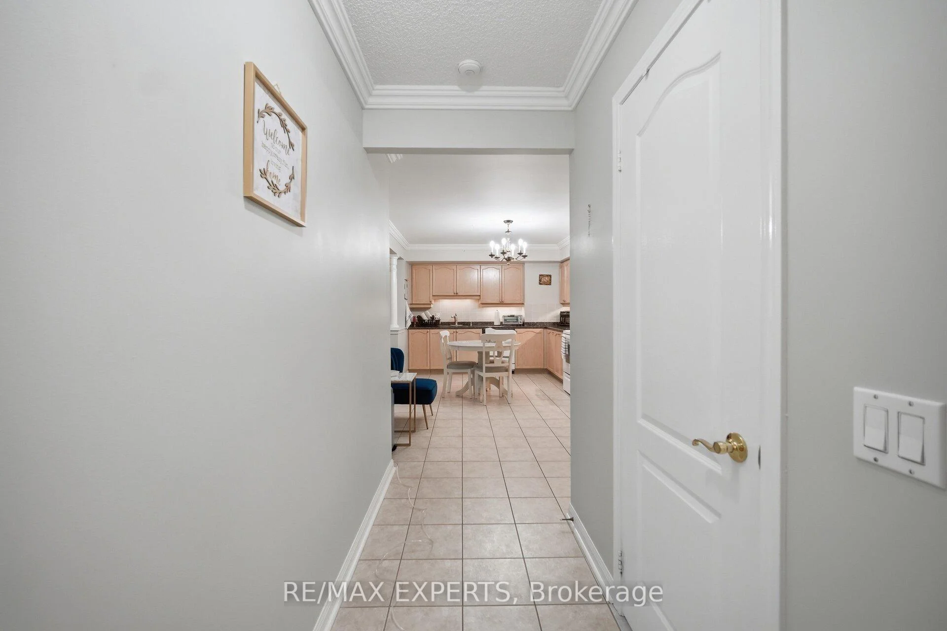 Photo 8 of Unit 304, 2504 Rutherford Road, Vaughan, Maple — HOMEH