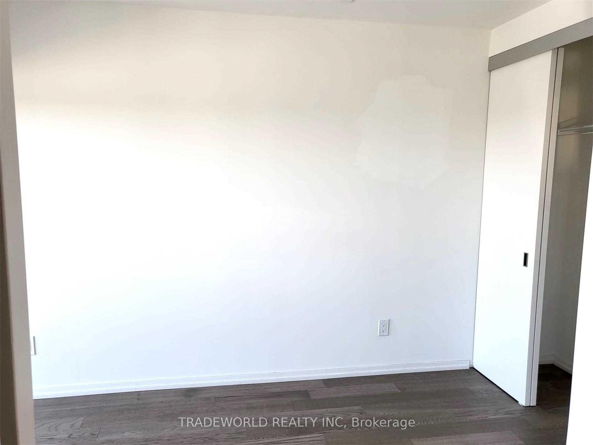 Photo 6 of Unit 1913, 5 Soudan Avenue, Toronto, Mount Pleasant West — HOMEH