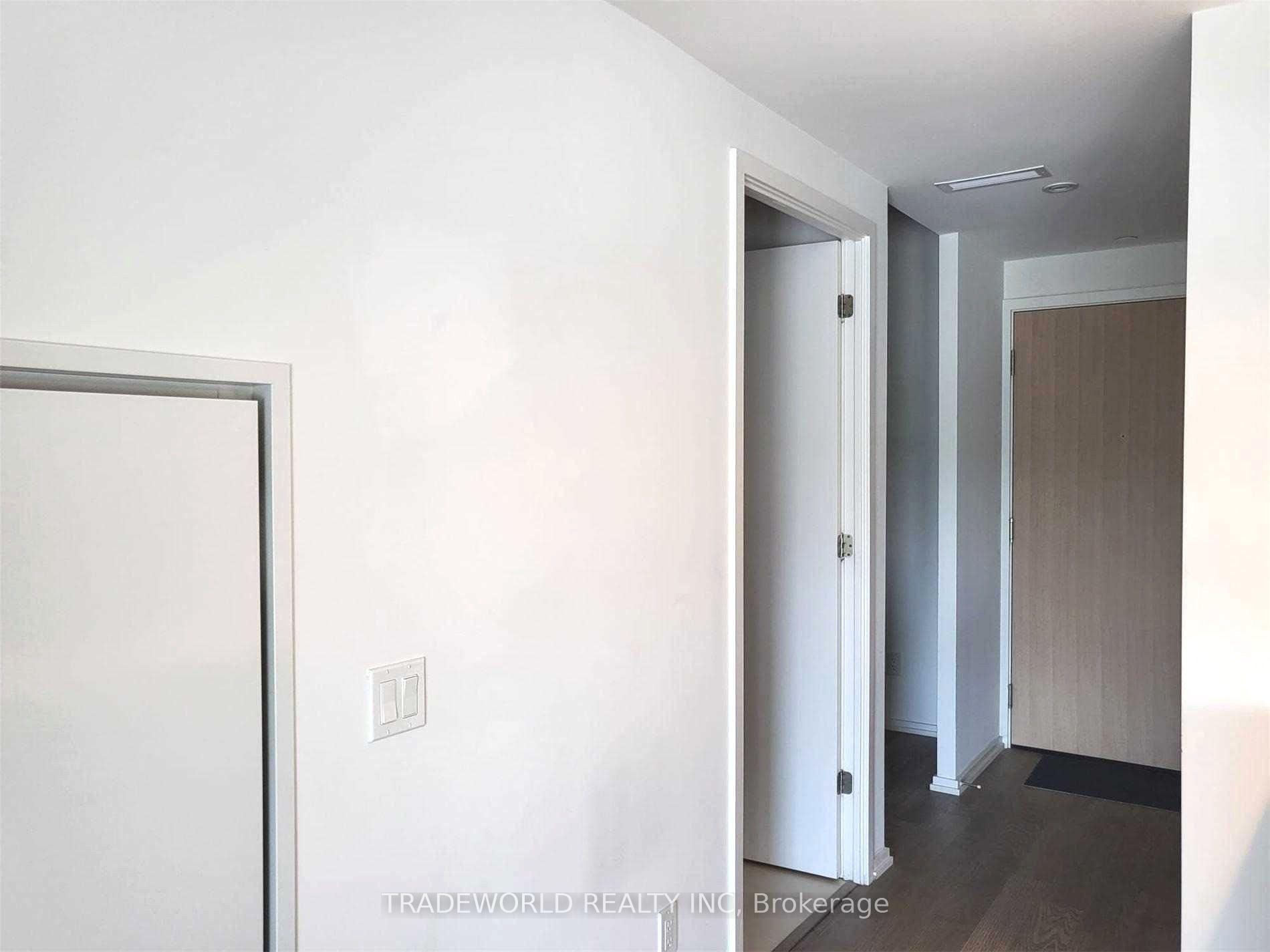 Photo 10 of Unit 1913, 5 Soudan Avenue, Toronto, Mount Pleasant West — HOMEH