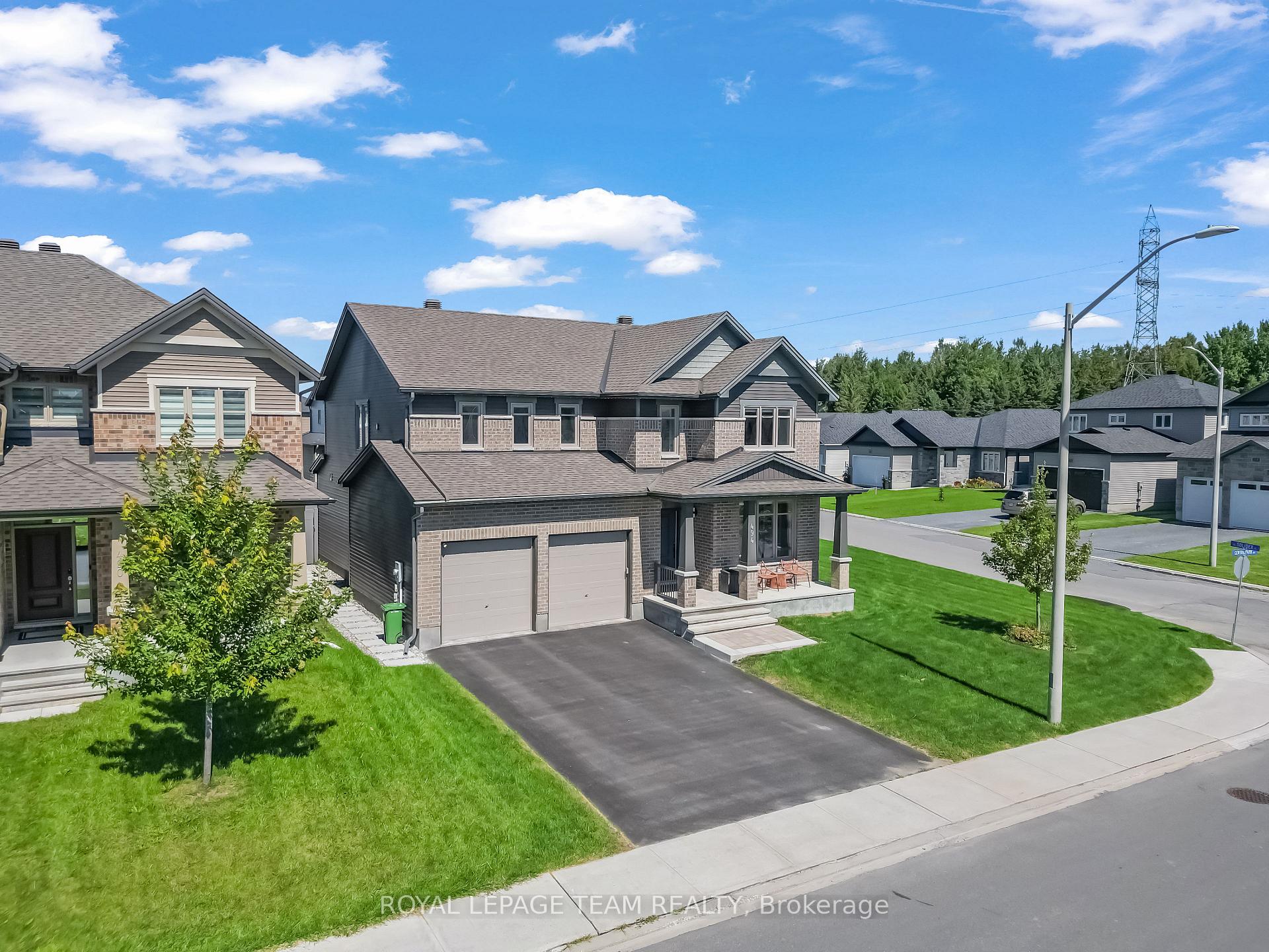 Photo 2 of 494 Central Park Boulevard, Russell, Village of Russell — HOMEH