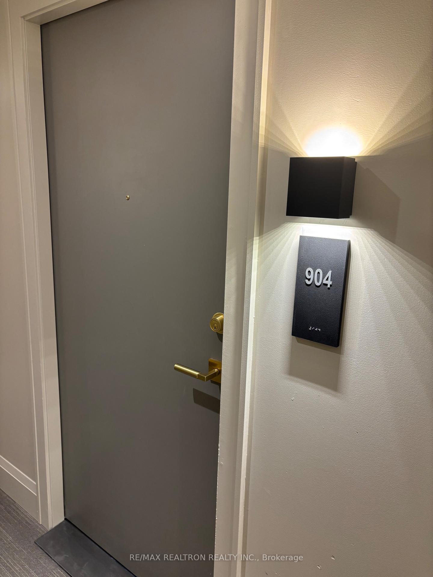 Photo 15 of Unit 904, 2 Manderley Drive, Scarborough, Birchcliffe-Cliffside — HOMEH