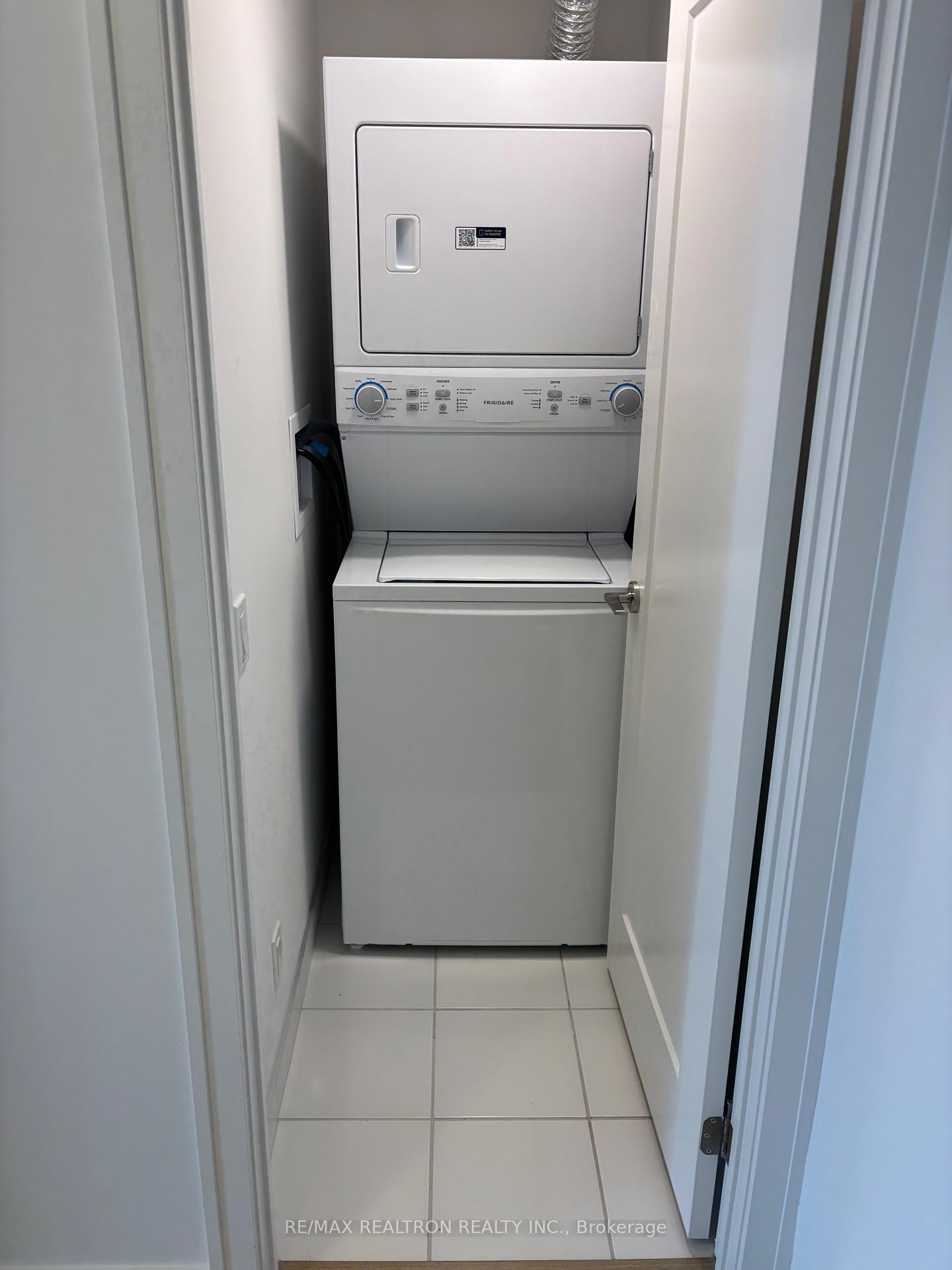 Photo 23 of Unit 904, 2 Manderley Drive, Scarborough, Birchcliffe-Cliffside — HOMEH