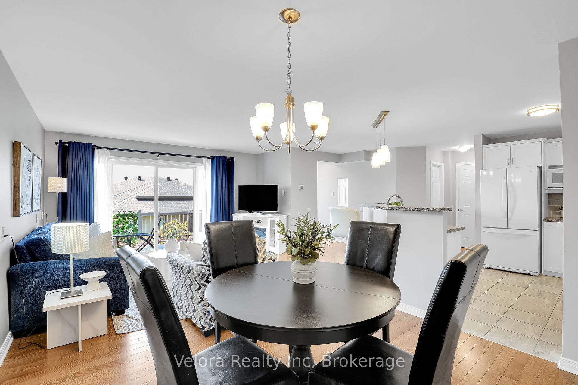 Photo 14 of Unit 209, 3275 Saint Joseph Boulevard, Ottawa, Bilberry Creek/Queenswood Heights — HOMEH