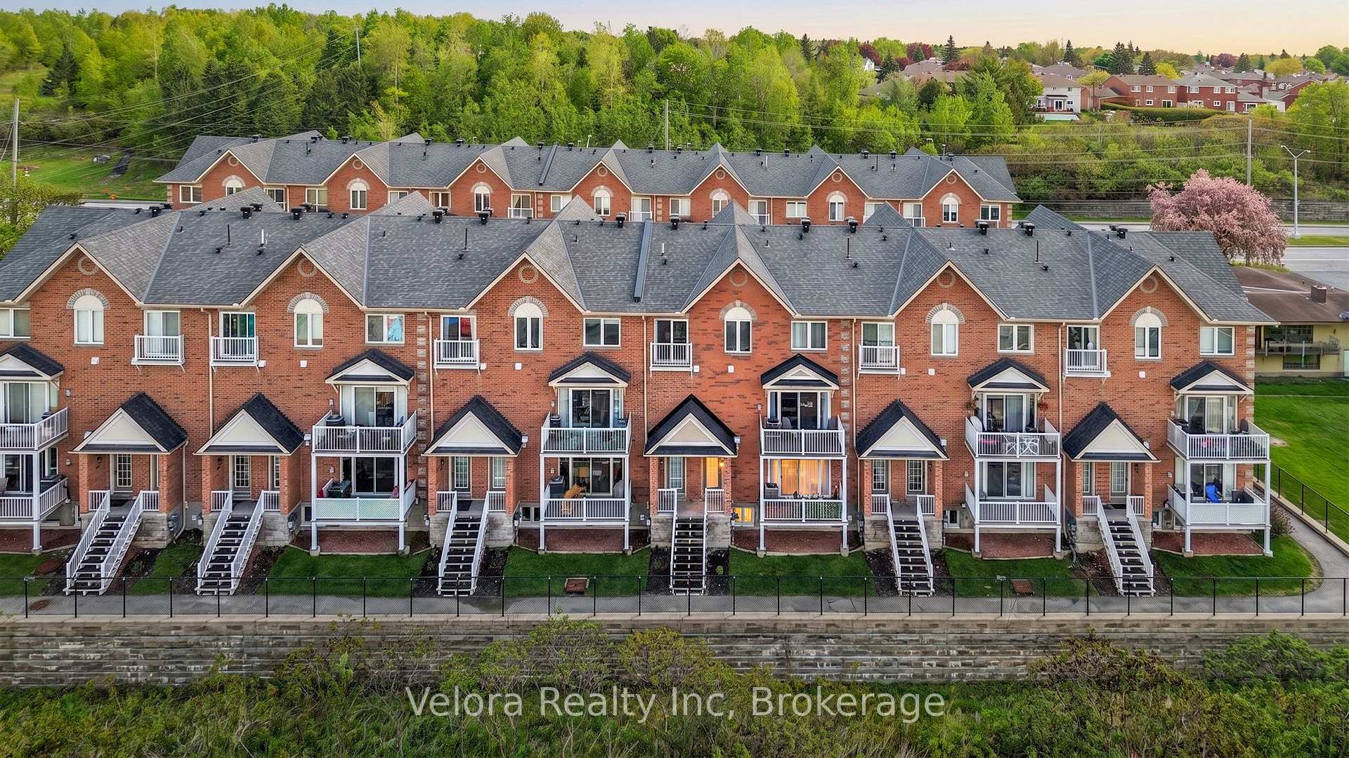 Photo 28 of Unit 209, 3275 Saint Joseph Boulevard, Ottawa, Bilberry Creek/Queenswood Heights — HOMEH
