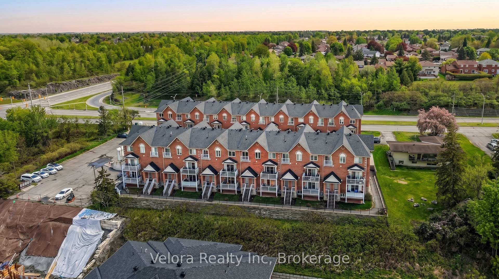 Photo 29 of Unit 209, 3275 Saint Joseph Boulevard, Ottawa, Bilberry Creek/Queenswood Heights — HOMEH