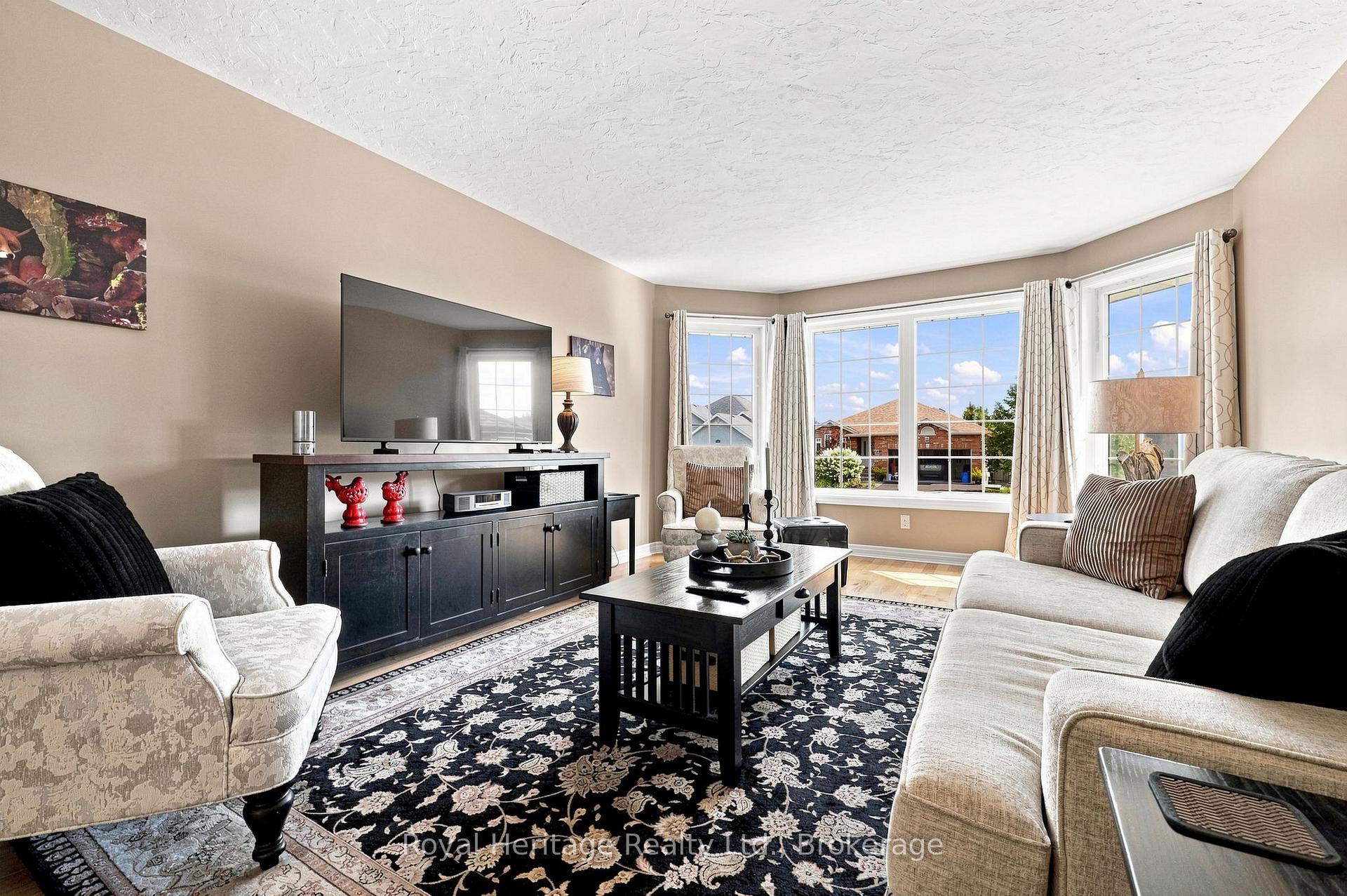 Photo 4 of 10 Fox Den Drive, Brighton — HOMEH