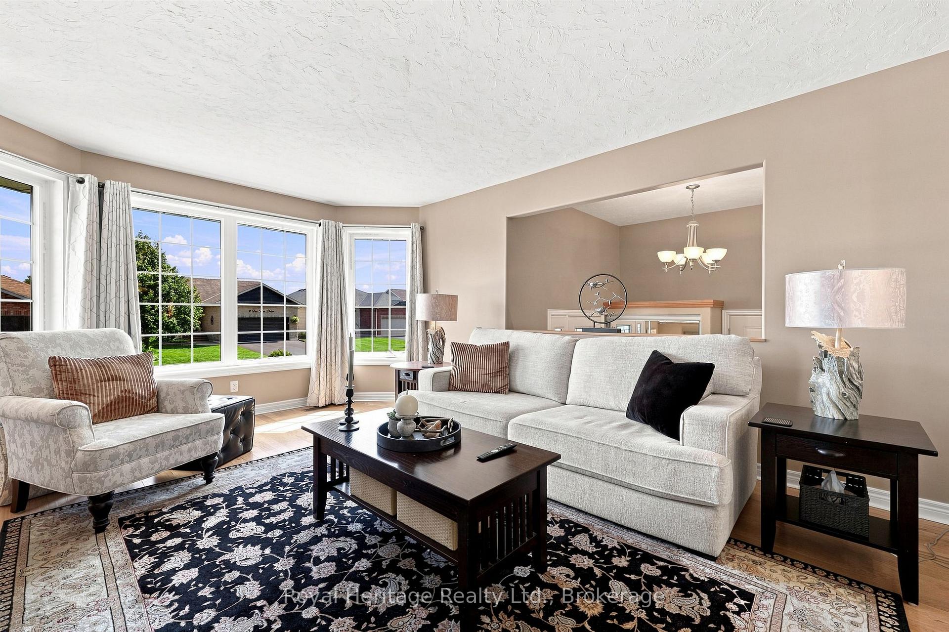 Photo 8 of 10 Fox Den Drive, Brighton — HOMEH