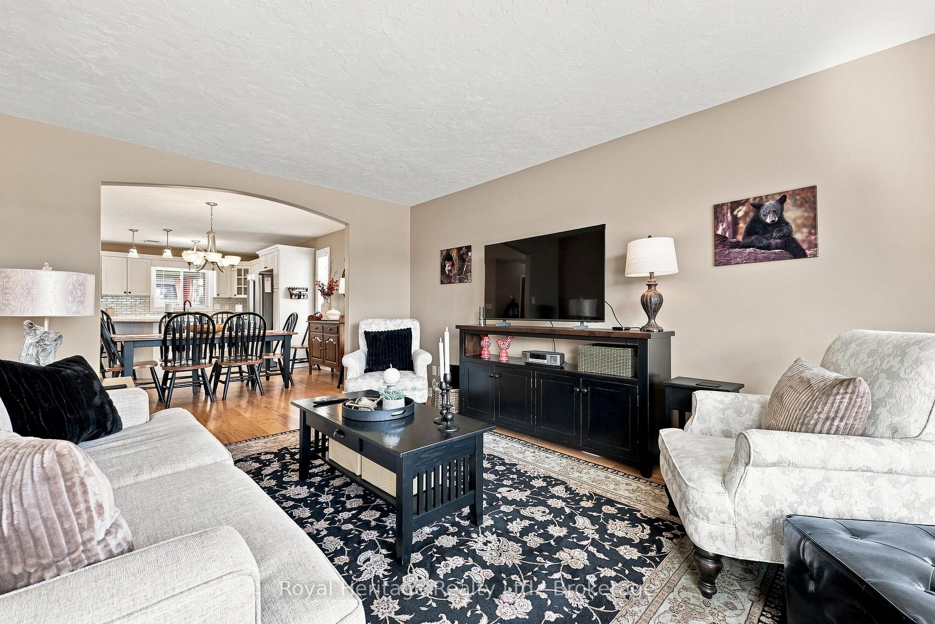 Photo 9 of 10 Fox Den Drive, Brighton — HOMEH