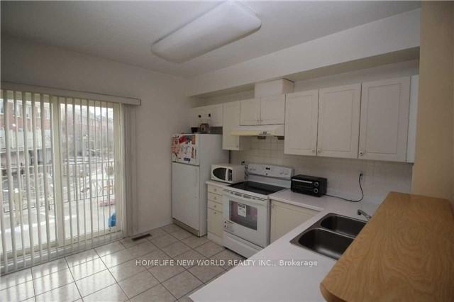 Photo 8 of 76 Pond Drive, Markham, Commerce Valley — HOMEH