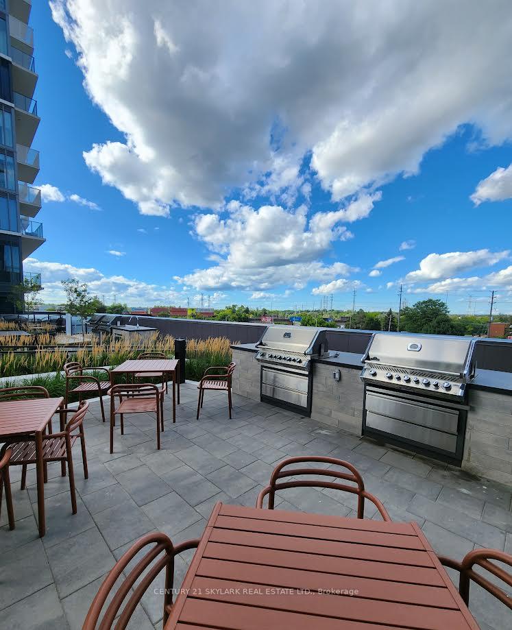 Photo 10 of Unit 909, 10 Flavelle Trail, Vaughan, Steeles West Industrial — HOMEH