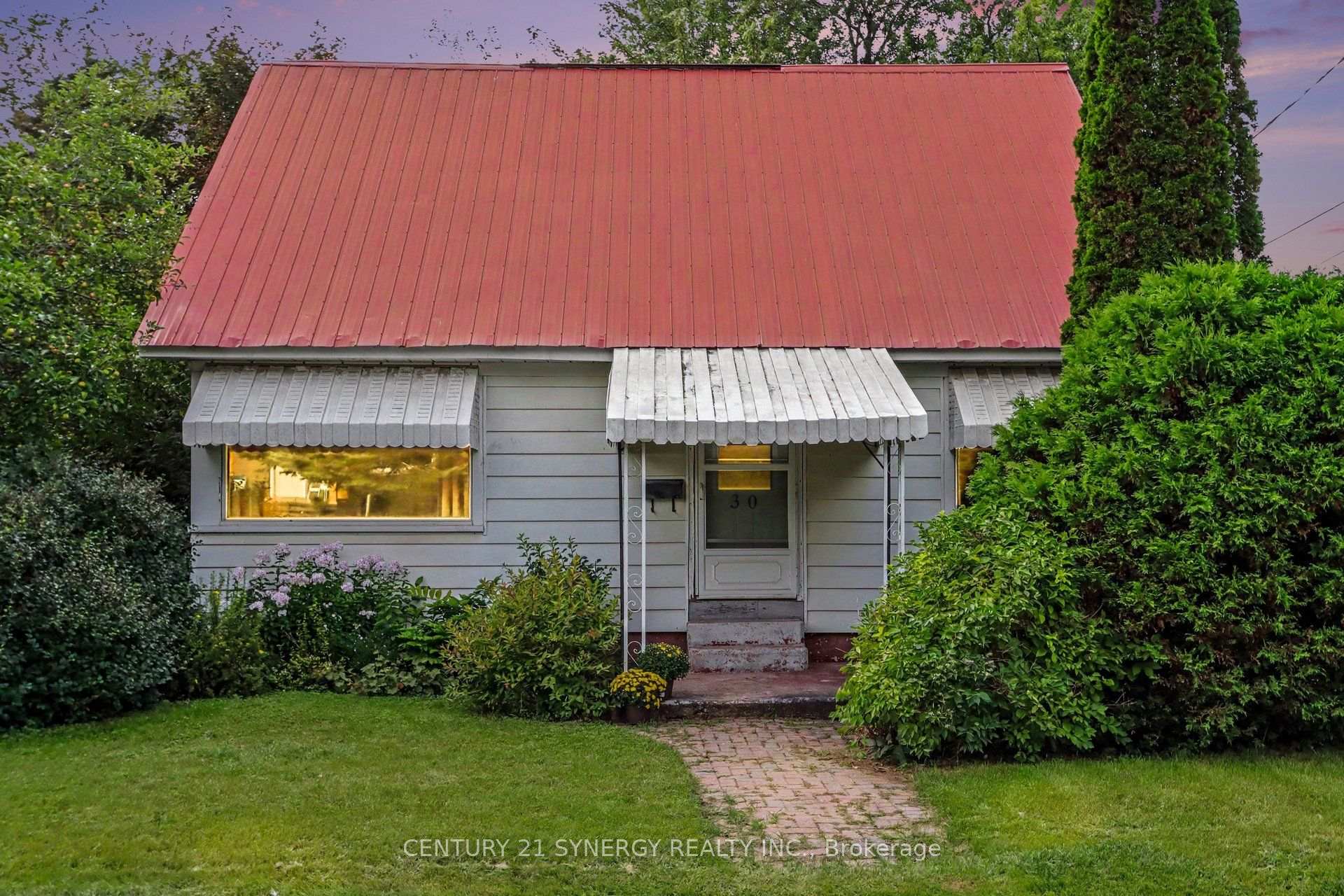 Photo 1 of 30 James Street, Smiths Falls, Smiths Falls — HOMEH