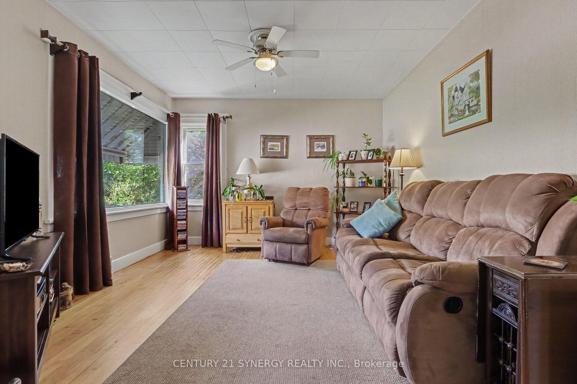Photo 5 of 30 James Street, Smiths Falls, Smiths Falls — HOMEH