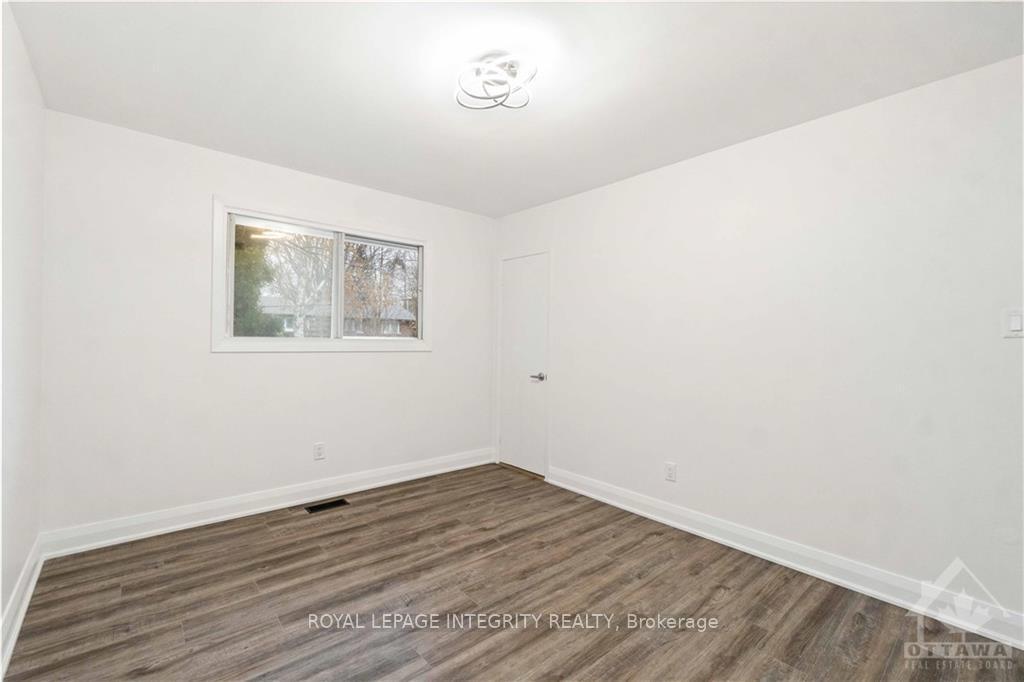 Photo 15 of Unit A, 25 Newhaven Street, Ottawa, Manordale — HOMEH