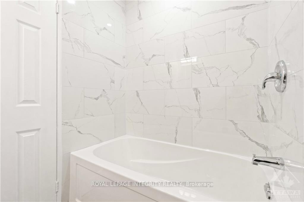 Photo 18 of Unit A, 25 Newhaven Street, Ottawa, Manordale — HOMEH