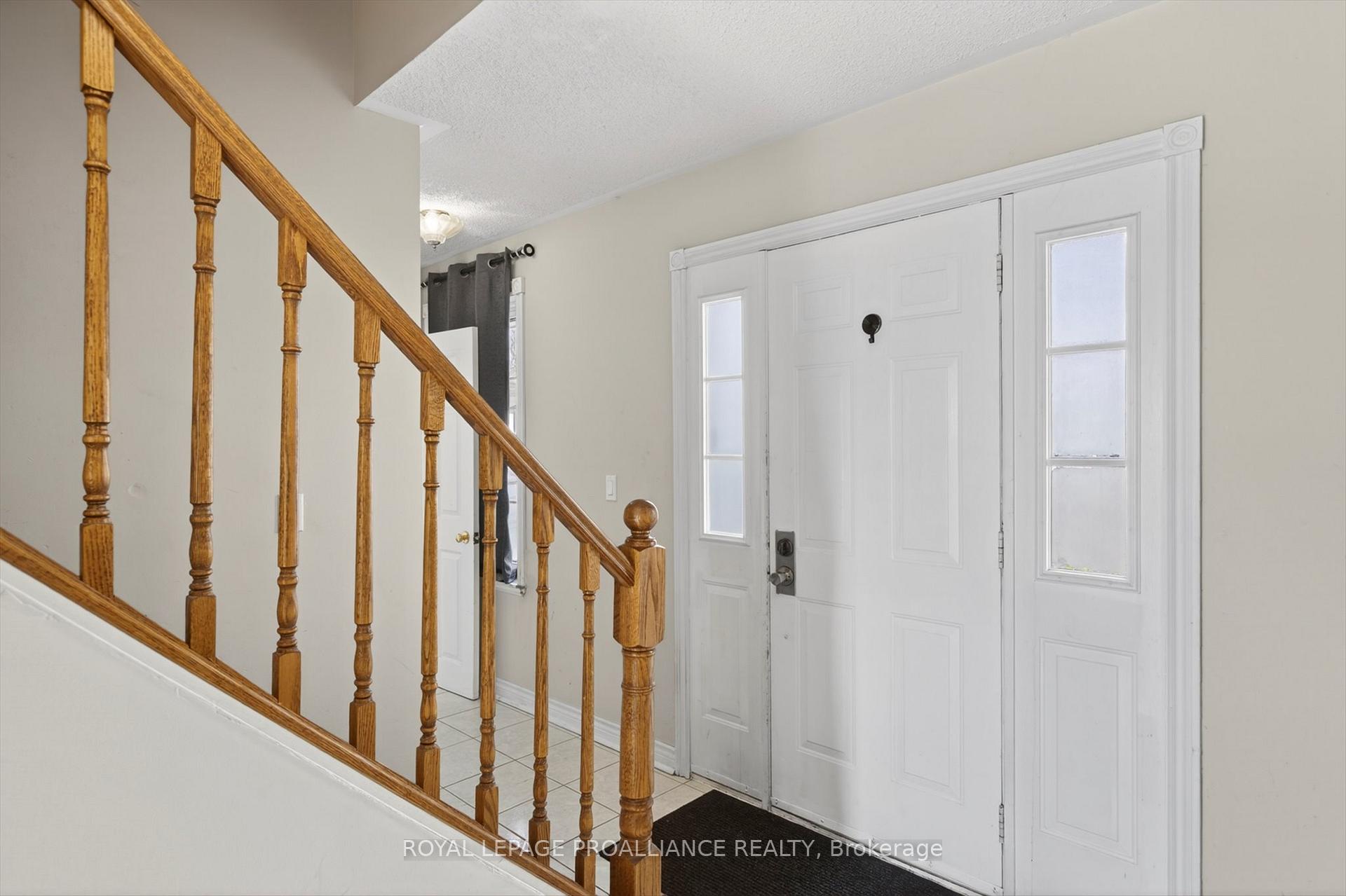 Photo 4 of 1539 Cherryhill Road, Peterborough, Monaghan Ward 2 — HOMEH