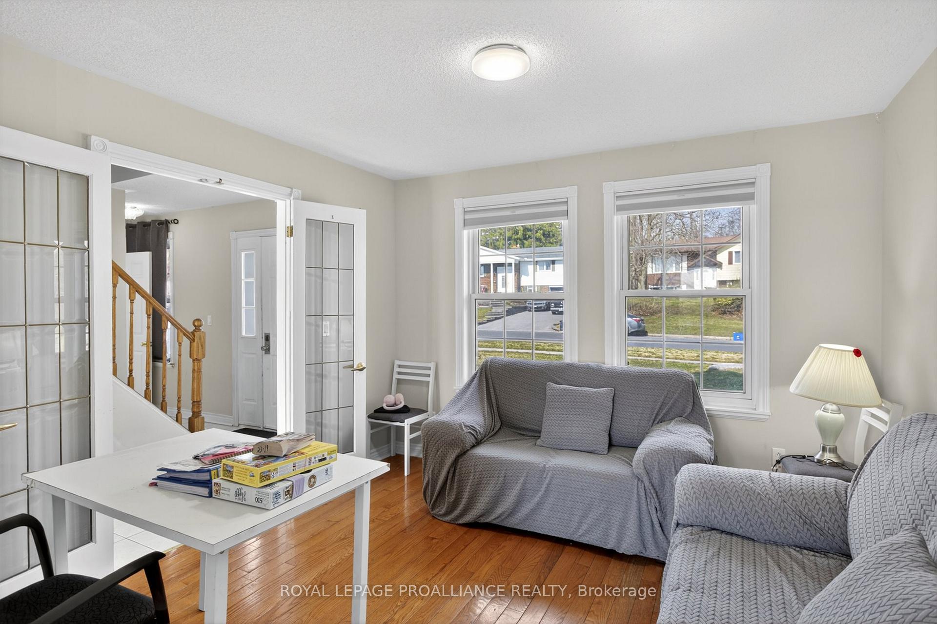 Photo 5 of 1539 Cherryhill Road, Peterborough, Monaghan Ward 2 — HOMEH