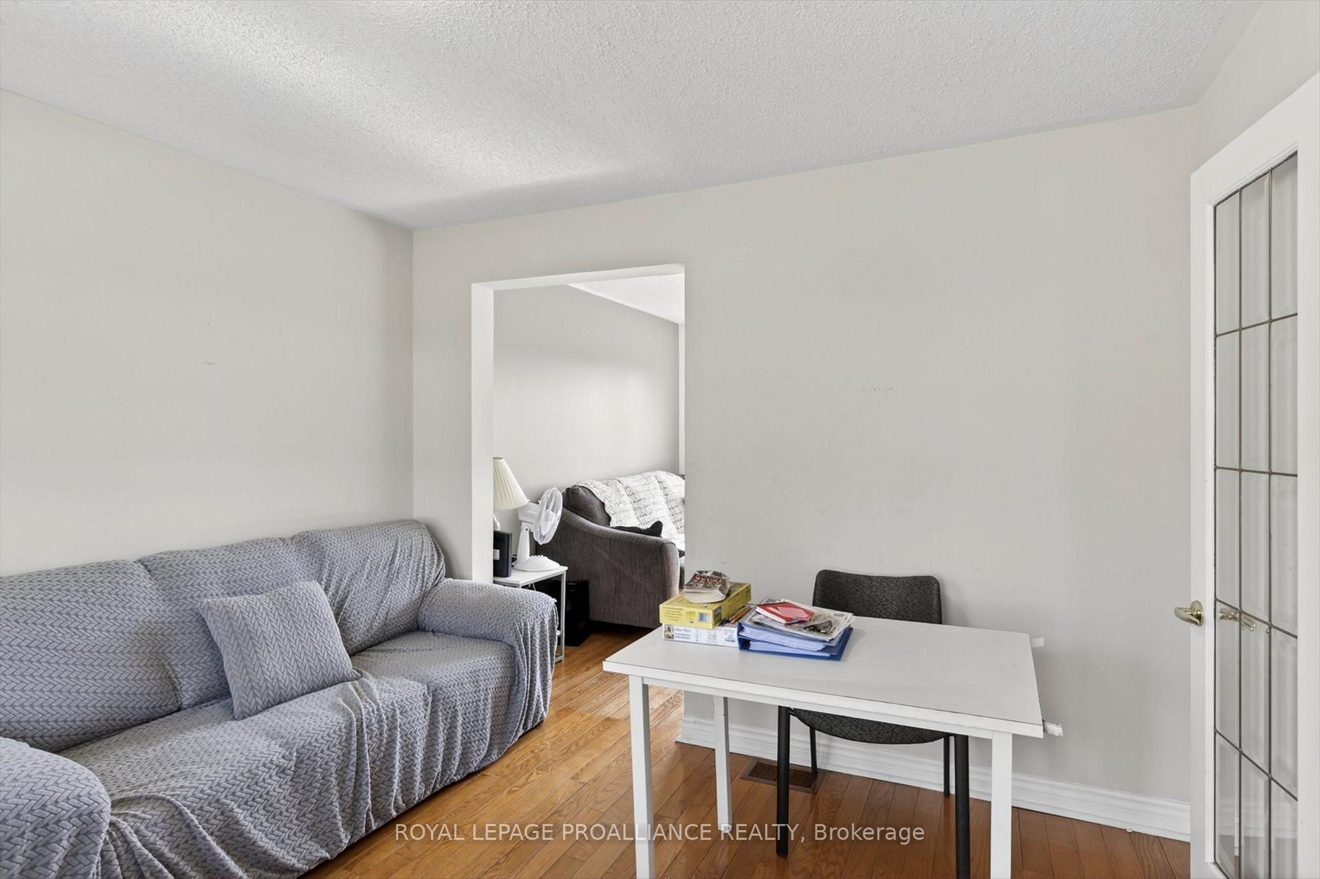 Photo 7 of 1539 Cherryhill Road, Peterborough, Monaghan Ward 2 — HOMEH