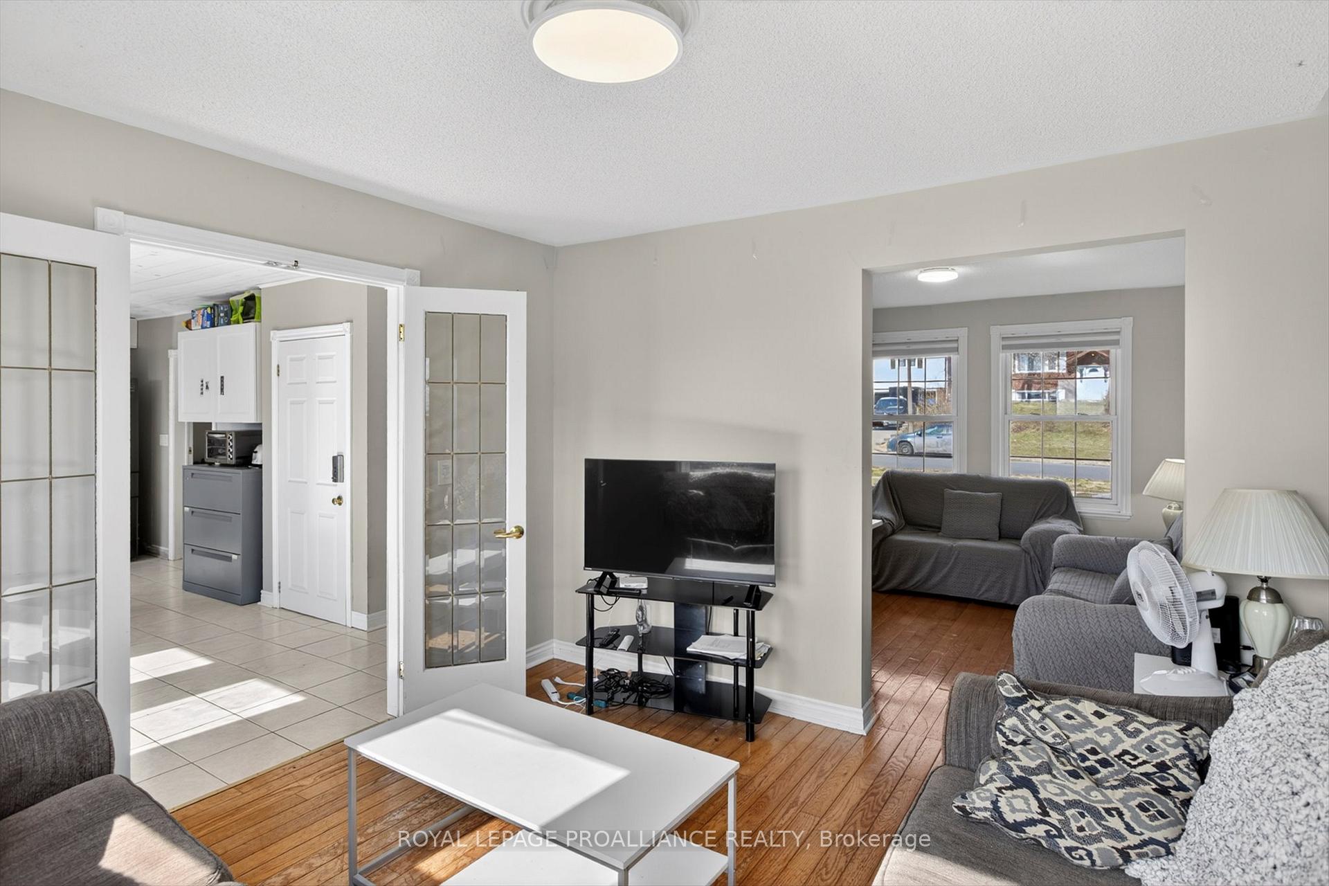 Photo 10 of 1539 Cherryhill Road, Peterborough, Monaghan Ward 2 — HOMEH