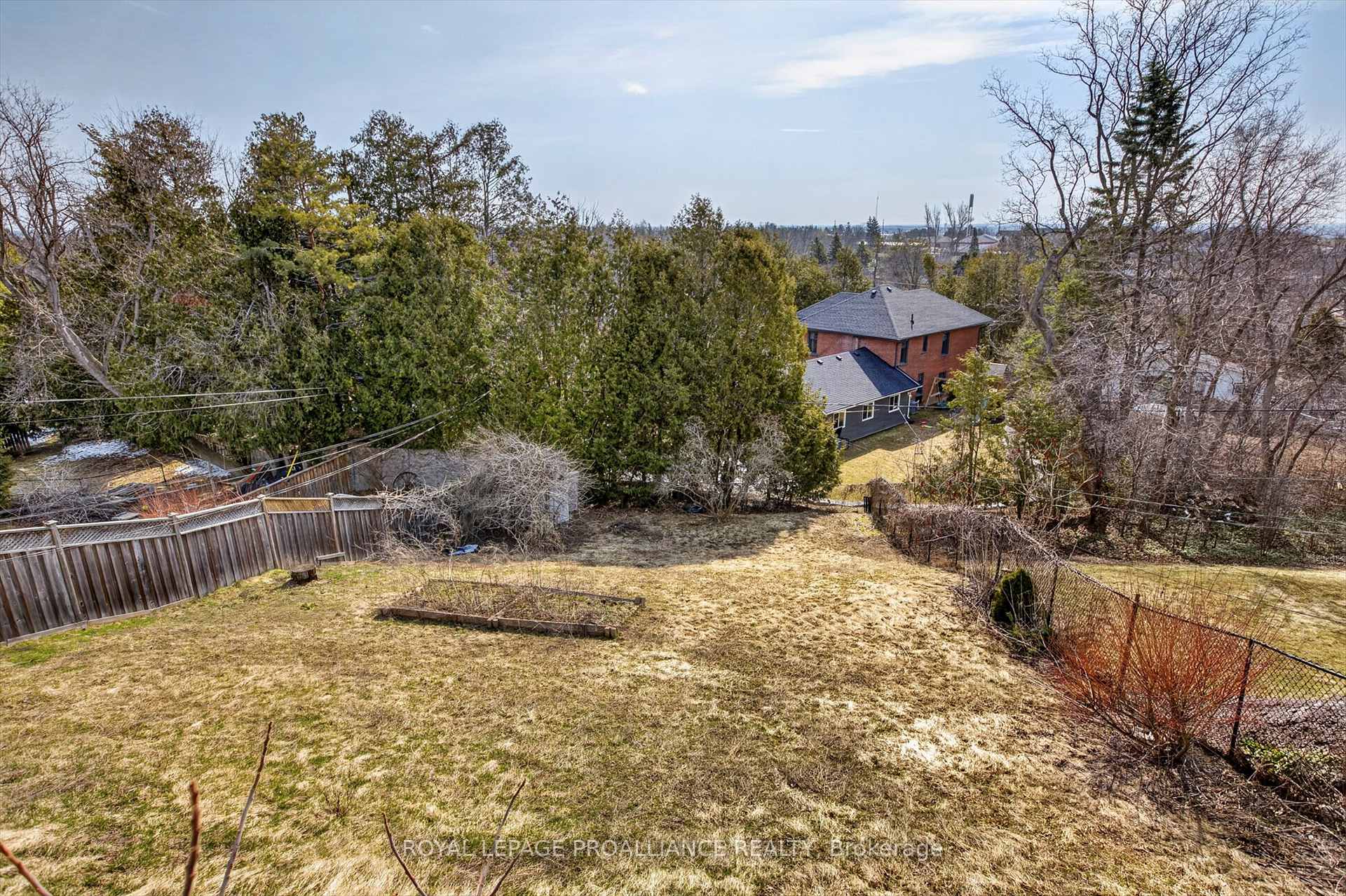 Photo 19 of 1539 Cherryhill Road, Peterborough, Monaghan Ward 2 — HOMEH