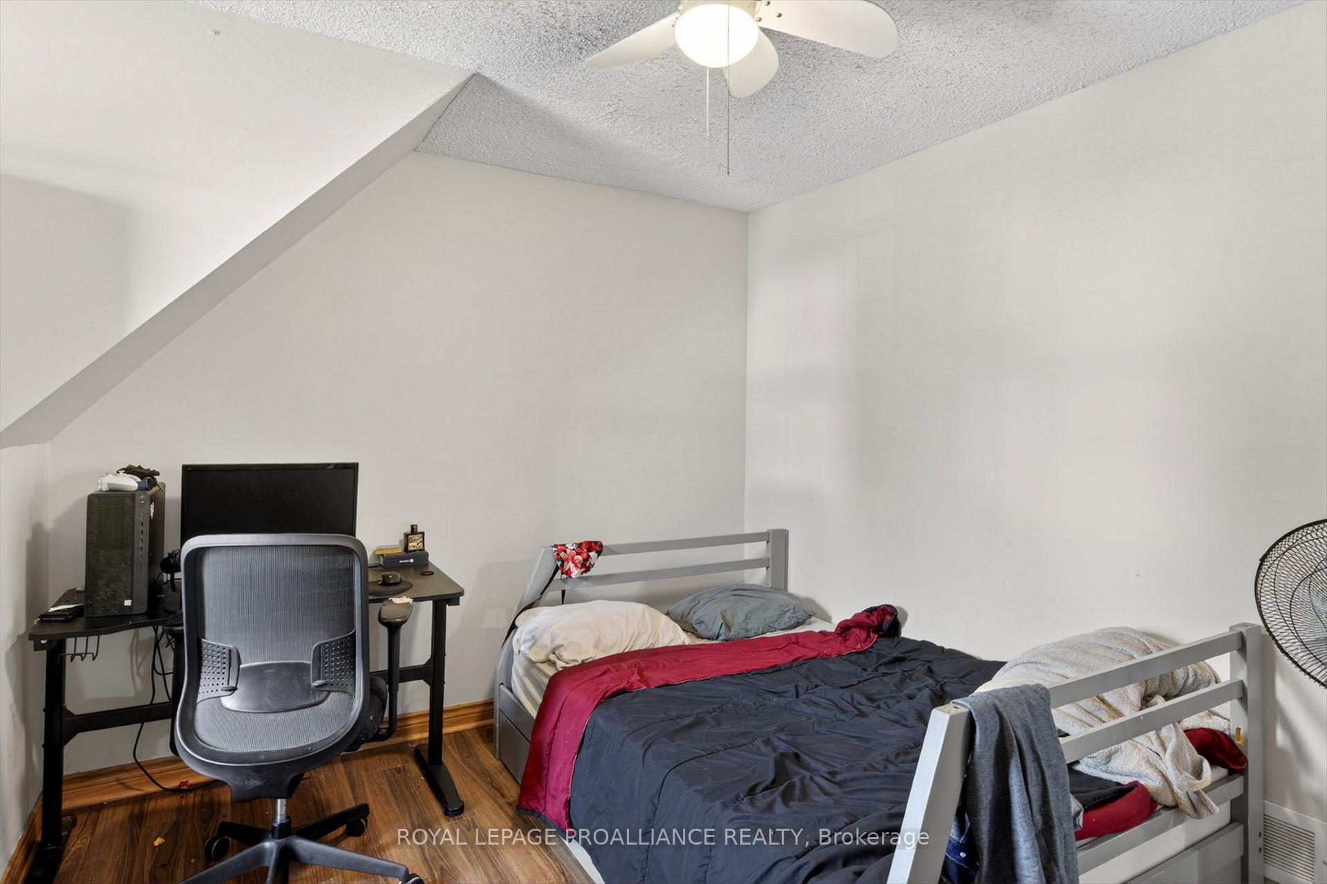 Photo 23 of 1539 Cherryhill Road, Peterborough, Monaghan Ward 2 — HOMEH