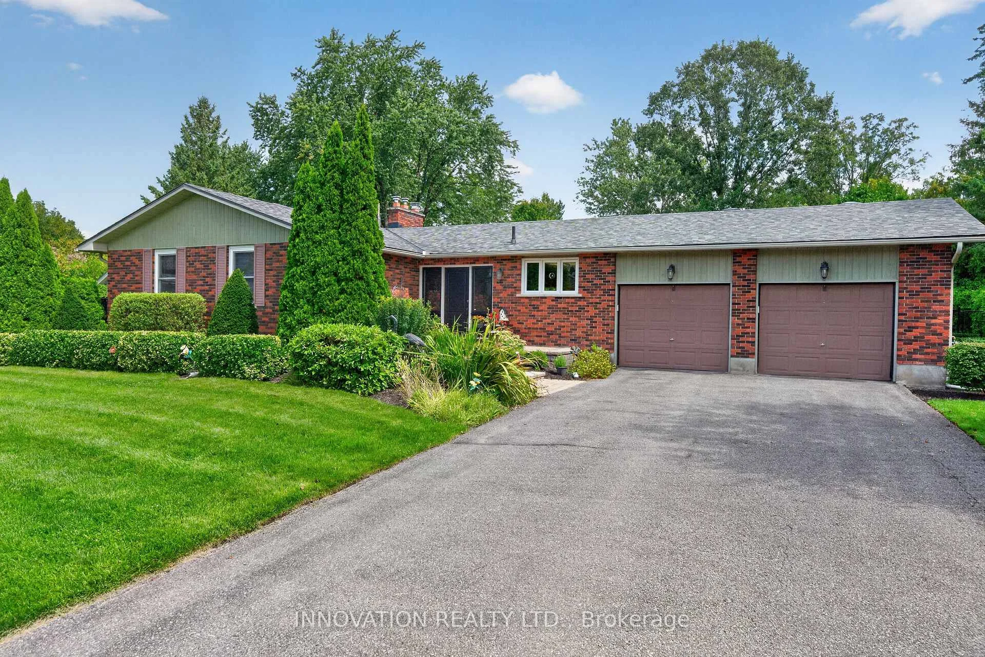 Photo 2 of 5569 South River Drive, Ottawa, Manotick Long Island & Nicholls Island — HOMEH