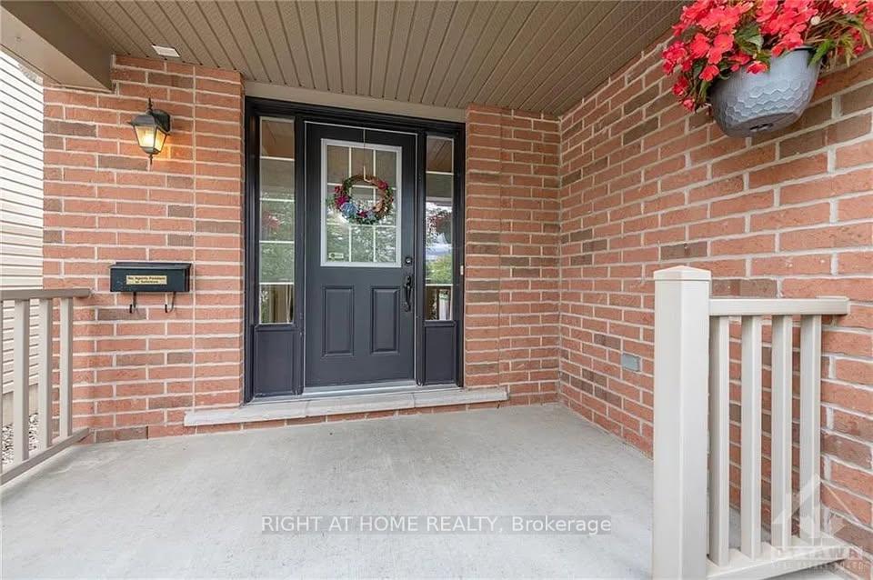 Photo 2 of 250 Tempest Drive, Ottawa, Stittsville (North) — HOMEH