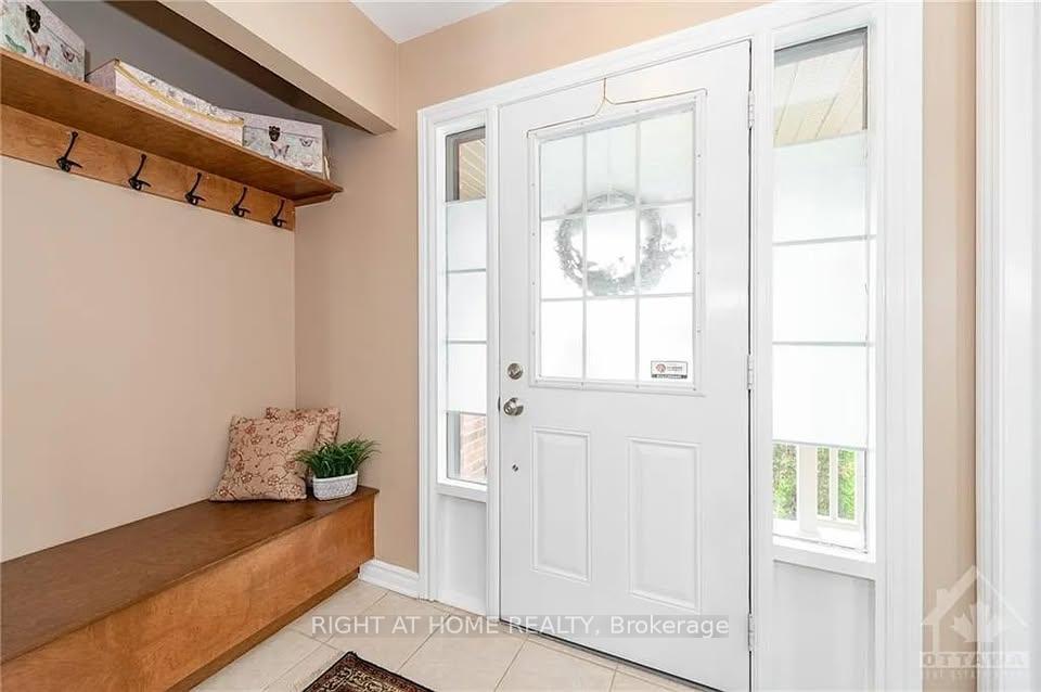 Photo 3 of 250 Tempest Drive, Ottawa, Stittsville (North) — HOMEH