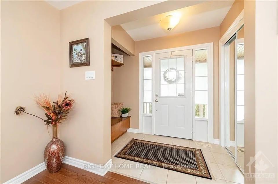 Photo 4 of 250 Tempest Drive, Ottawa, Stittsville (North) — HOMEH