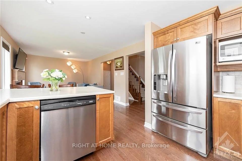 Photo 10 of 250 Tempest Drive, Ottawa, Stittsville (North) — HOMEH
