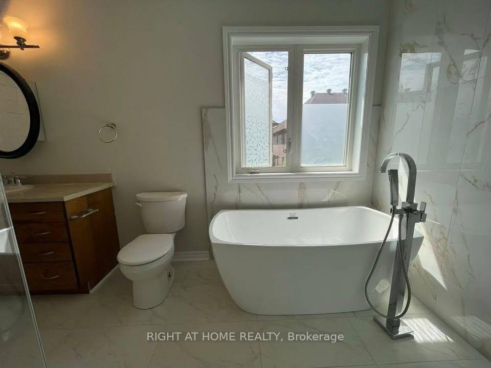 Photo 17 of 250 Tempest Drive, Ottawa, Stittsville (North) — HOMEH