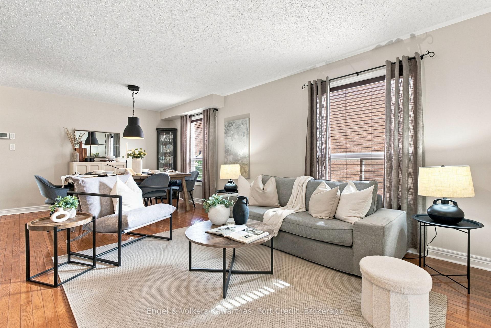 Photo 8 of 71 Beckett Crescent, Clarington, Courtice — HOMEH