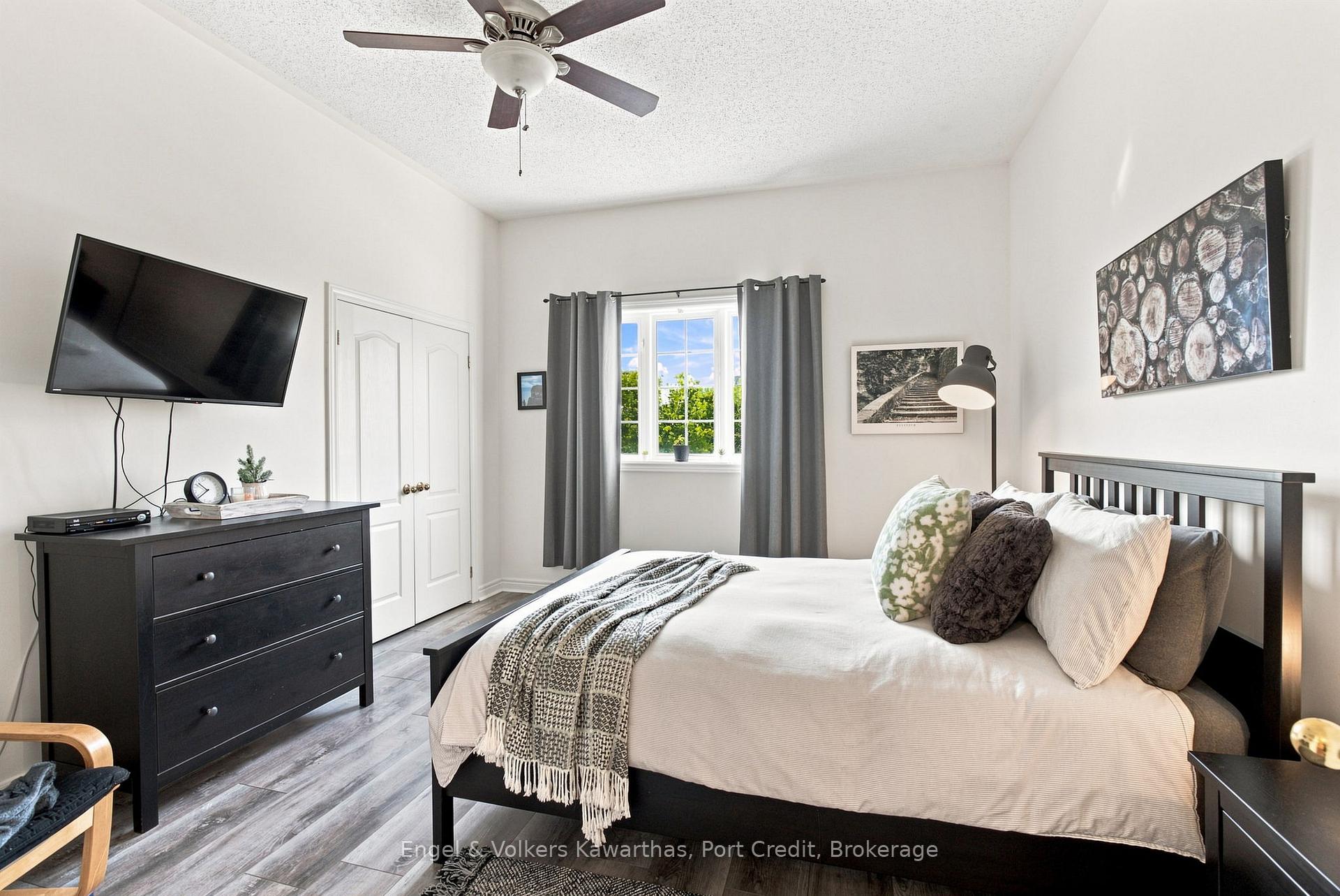 Photo 24 of 71 Beckett Crescent, Clarington, Courtice — HOMEH