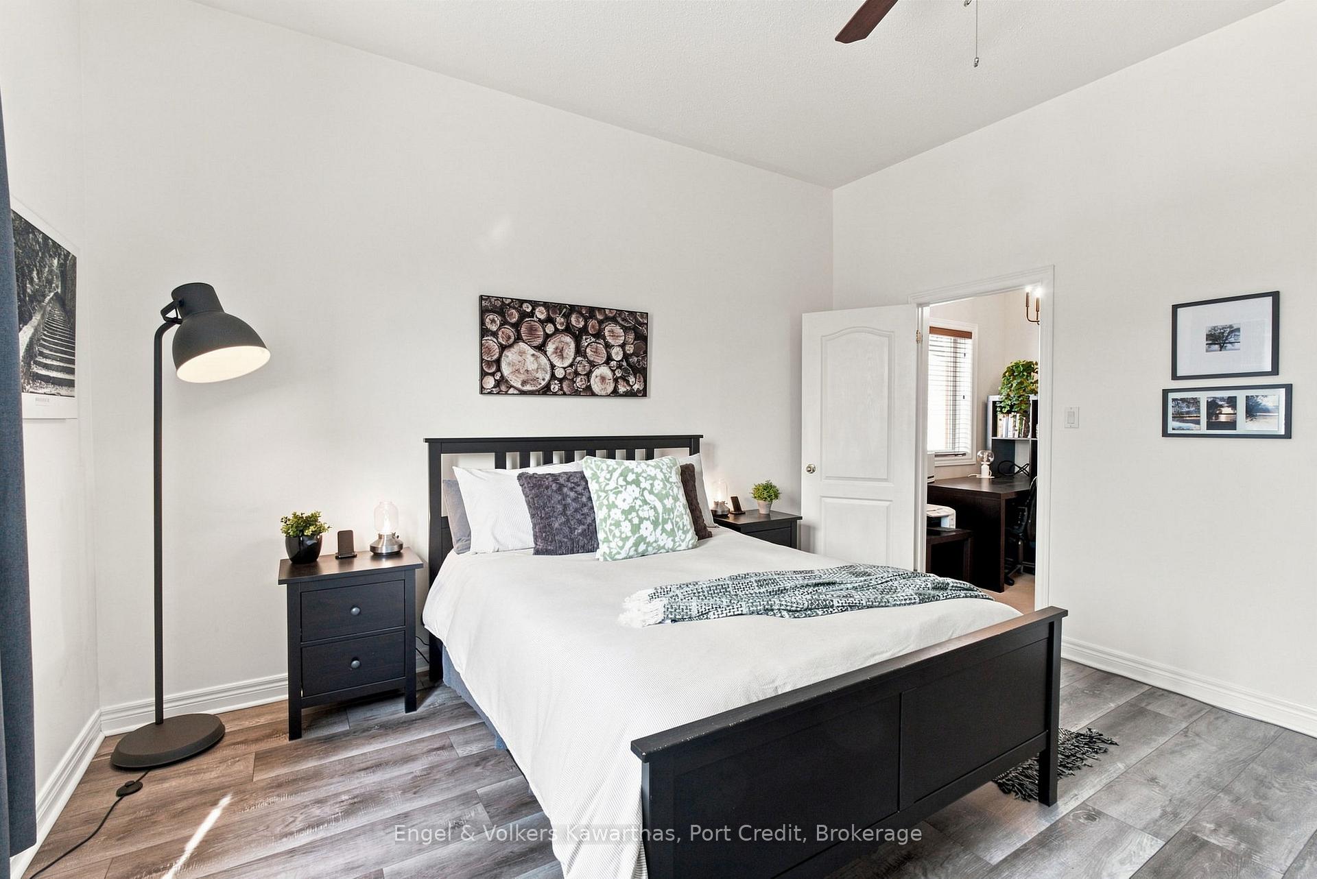 Photo 25 of 71 Beckett Crescent, Clarington, Courtice — HOMEH