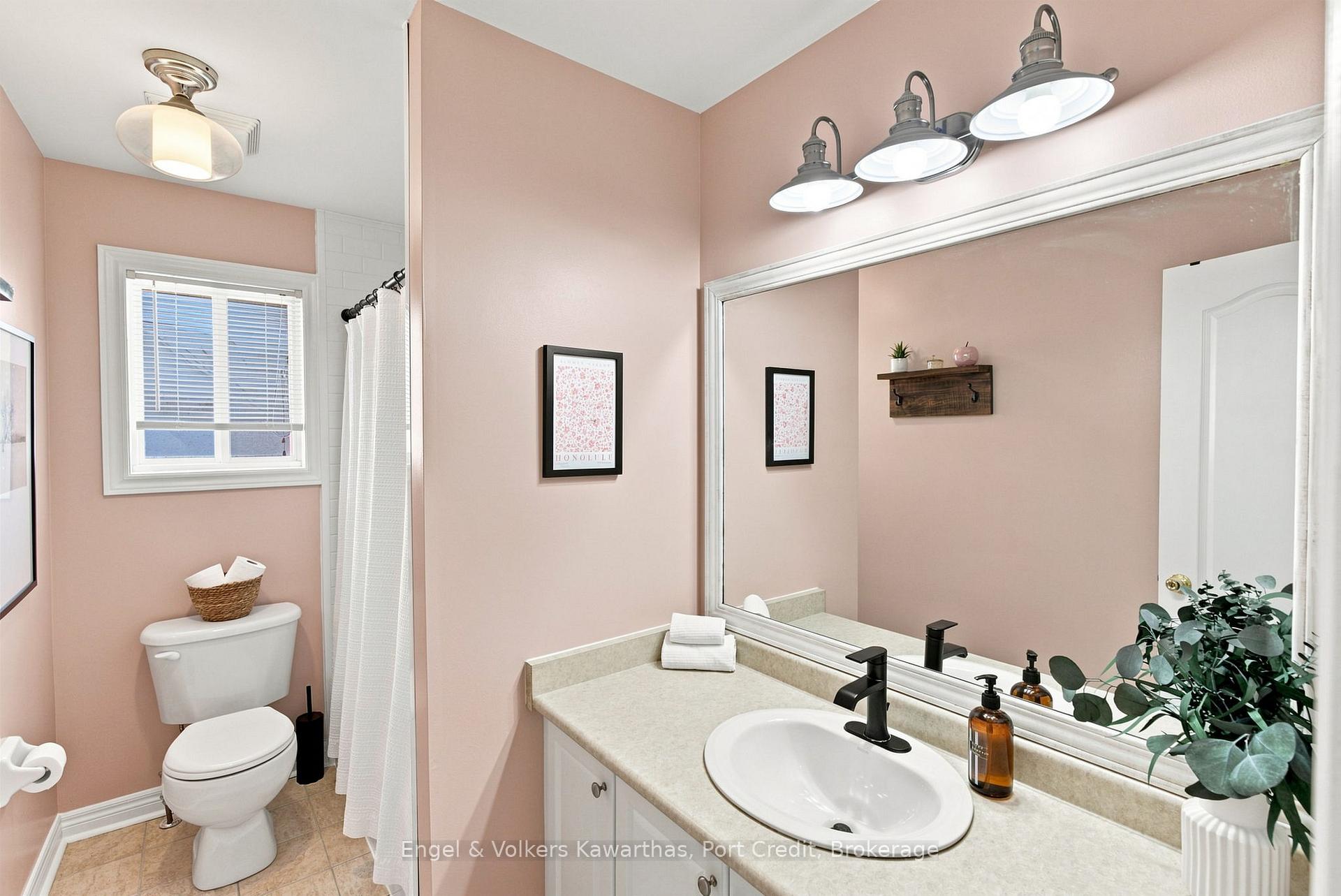 Photo 27 of 71 Beckett Crescent, Clarington, Courtice — HOMEH