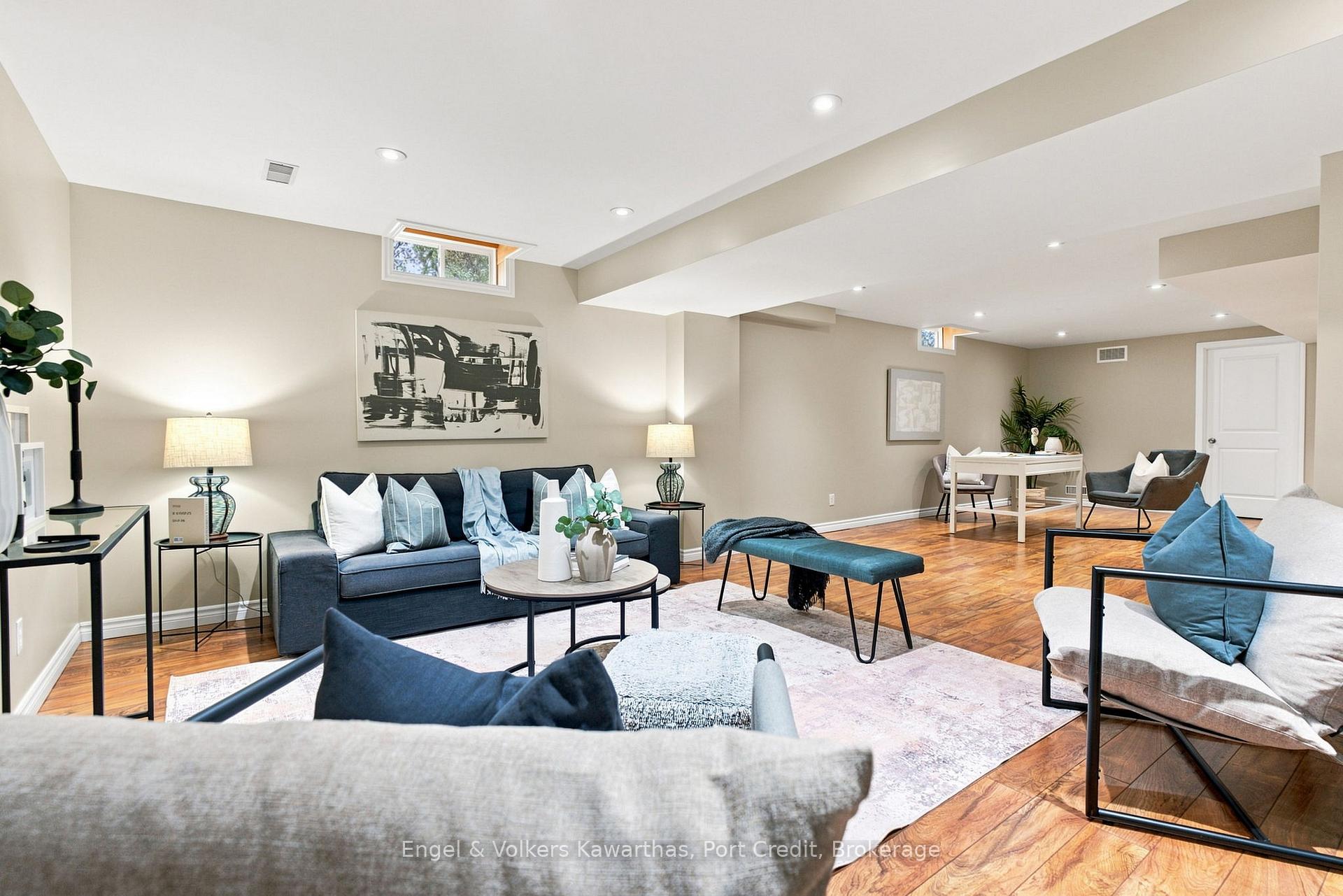 Photo 41 of 71 Beckett Crescent, Clarington, Courtice — HOMEH