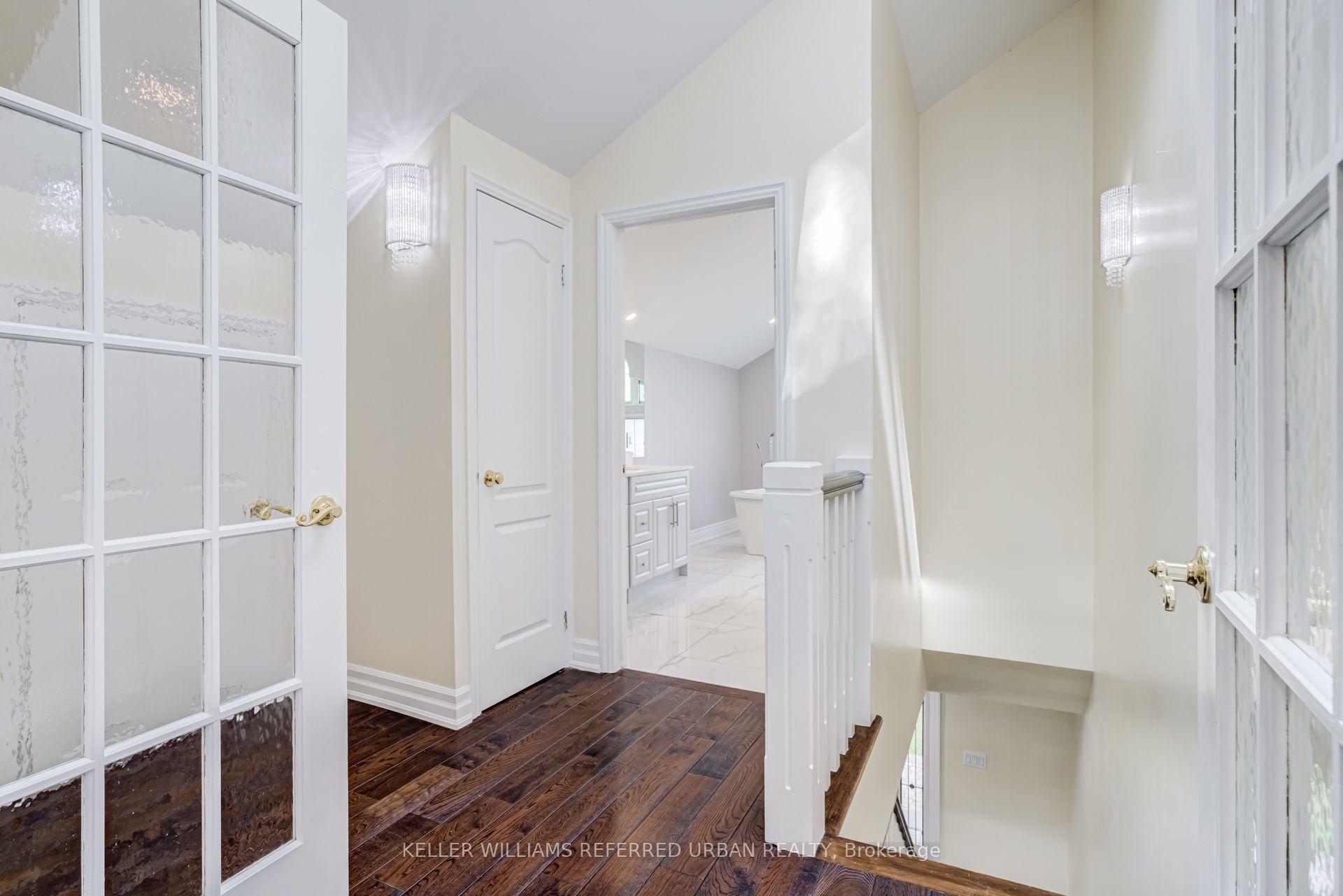 Photo 18 of 876 Parkland Avenue, Mississauga, Clarkson — HOMEH