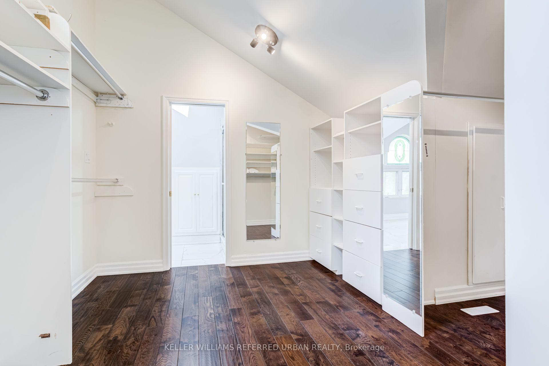 Photo 24 of 876 Parkland Avenue, Mississauga, Clarkson — HOMEH