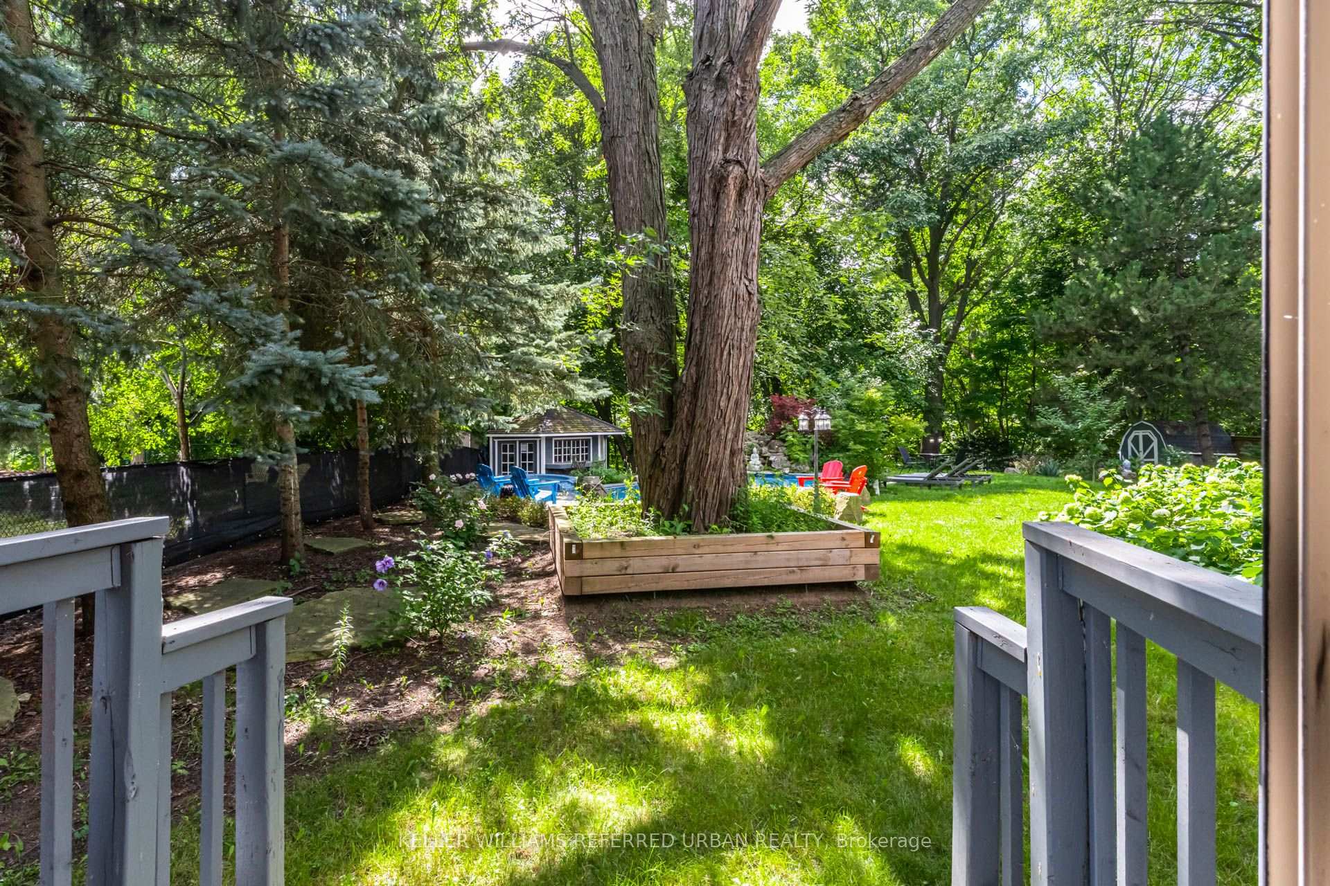 Photo 38 of 876 Parkland Avenue, Mississauga, Clarkson — HOMEH