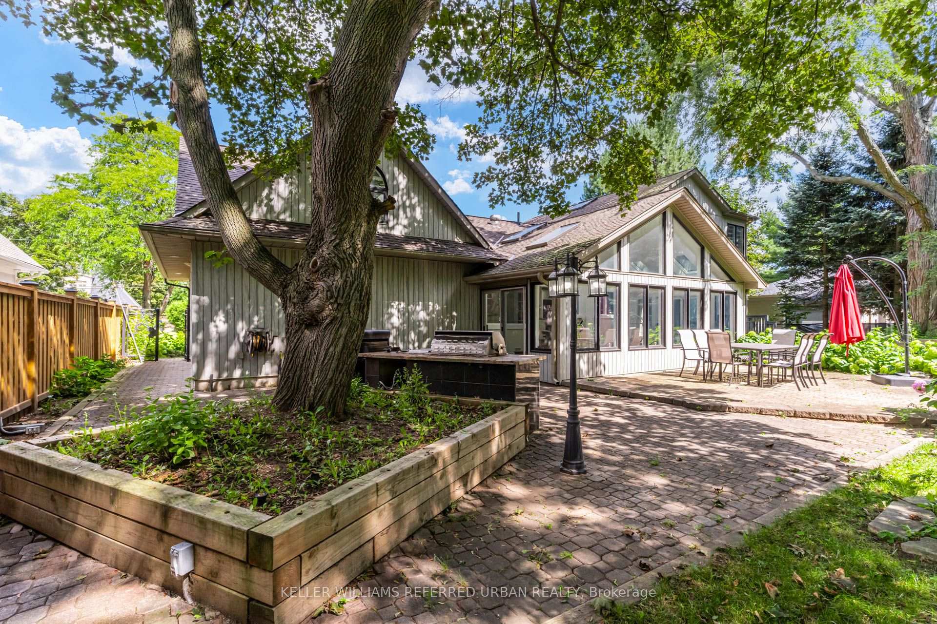 Photo 39 of 876 Parkland Avenue, Mississauga, Clarkson — HOMEH