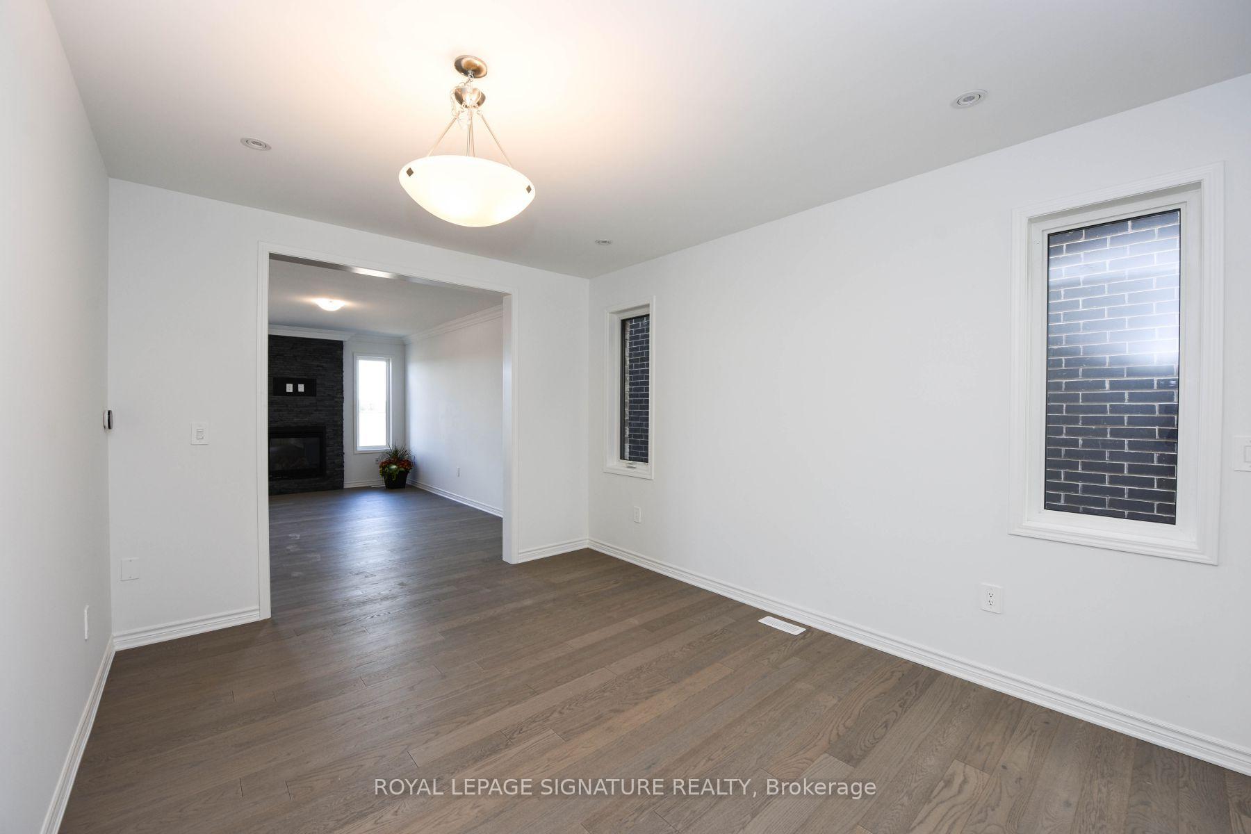 Photo 6 of 1579 Severn Drive, Milton, Bowes — HOMEH