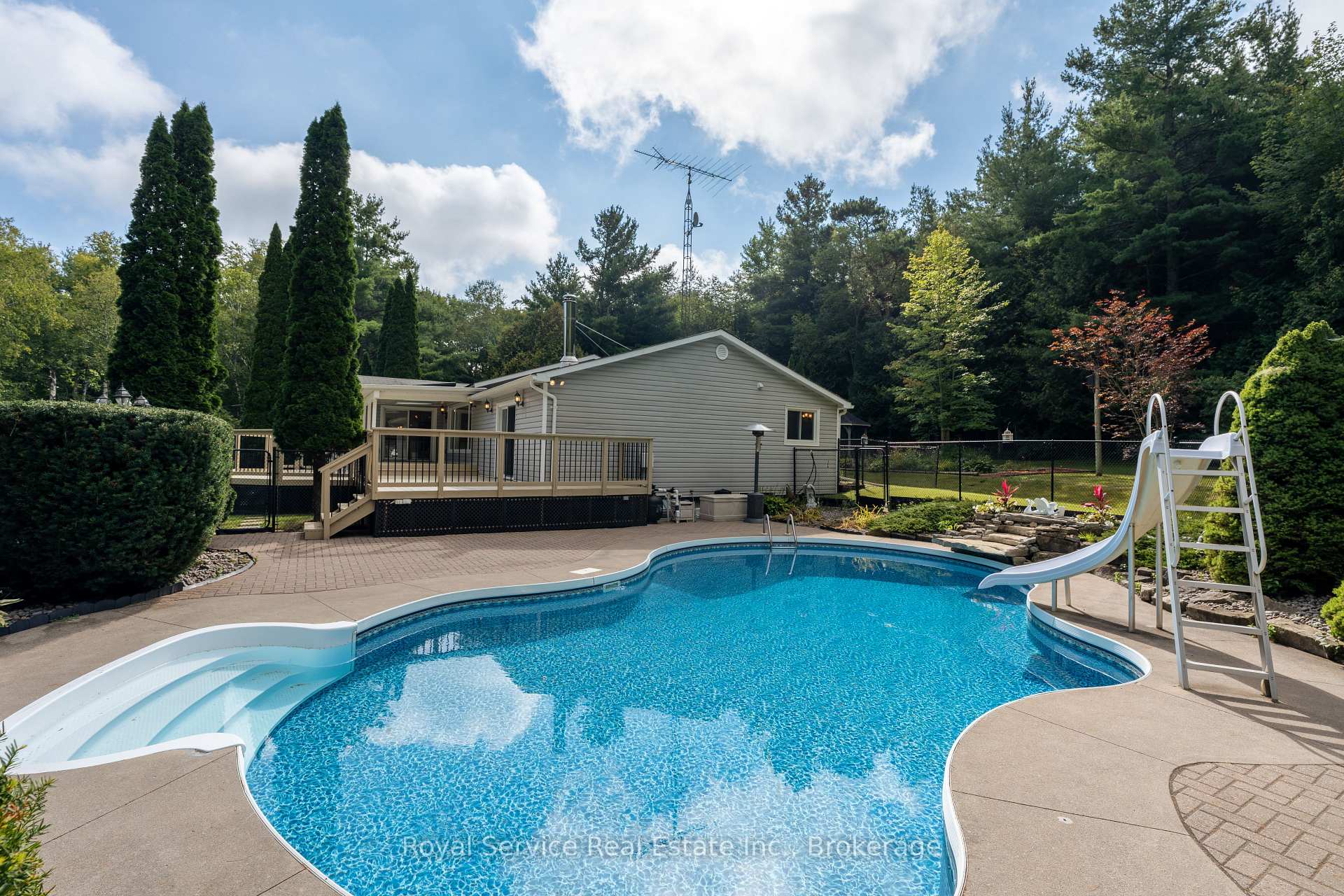 Photo 33 of 7251 Cavan Road, Hamilton Township, Rural Hamilton — HOMEH