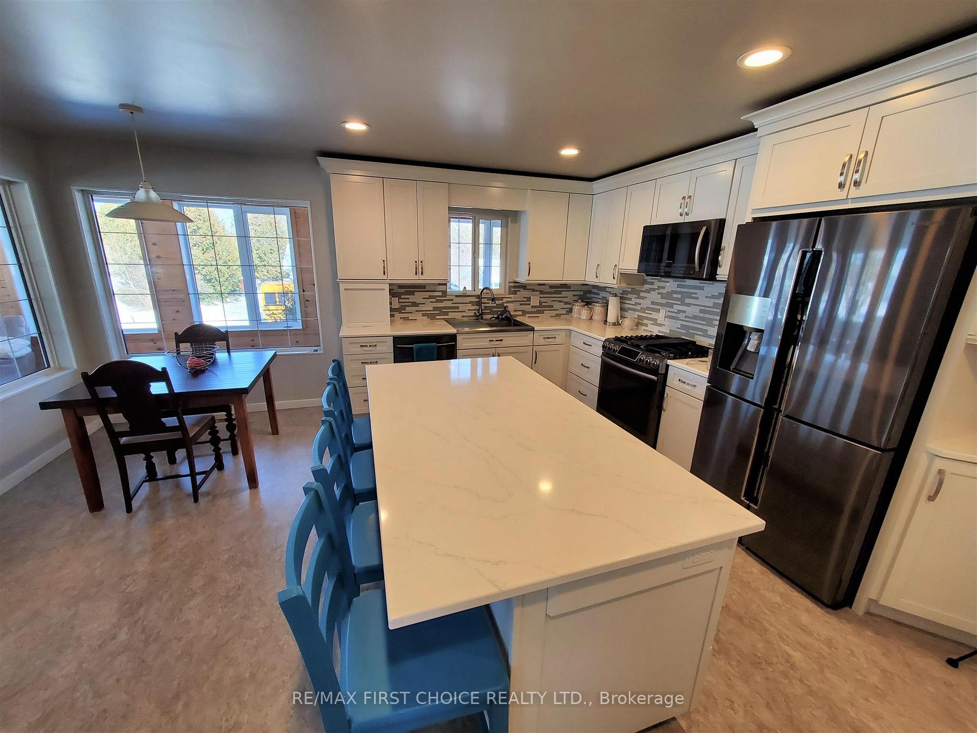 Photo 6 of 100 Queen Street, Chapple, TB-402 — HOMEH