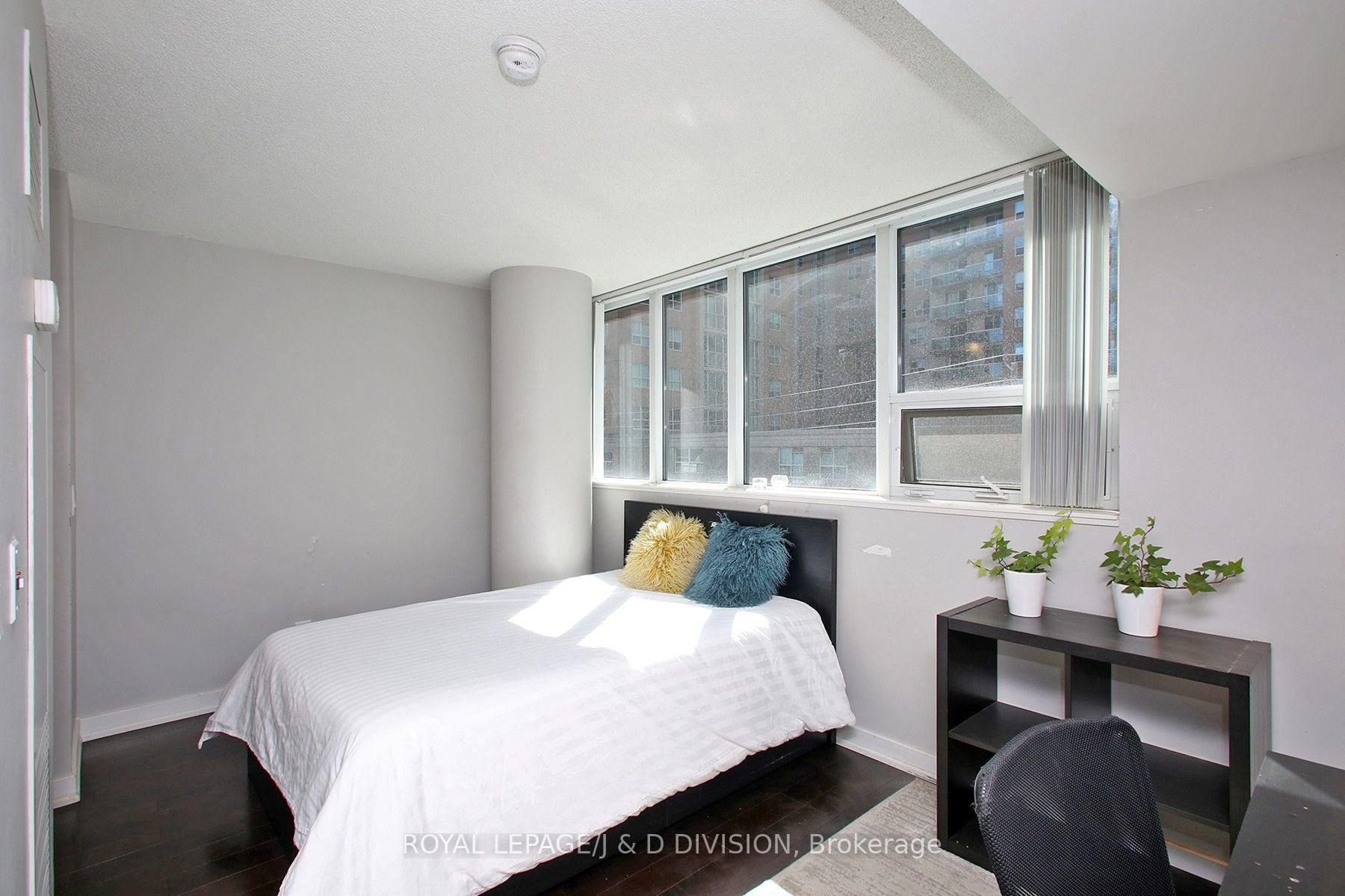 Photo 26 of Unit 304, 320 Richmond Street E, Toronto, Moss Park — HOMEH
