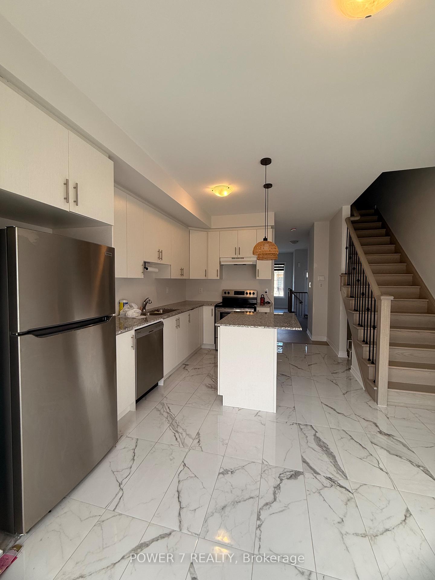 Photo 24 of 583 White's Hill Avenue, Markham, Cornell — HOMEH