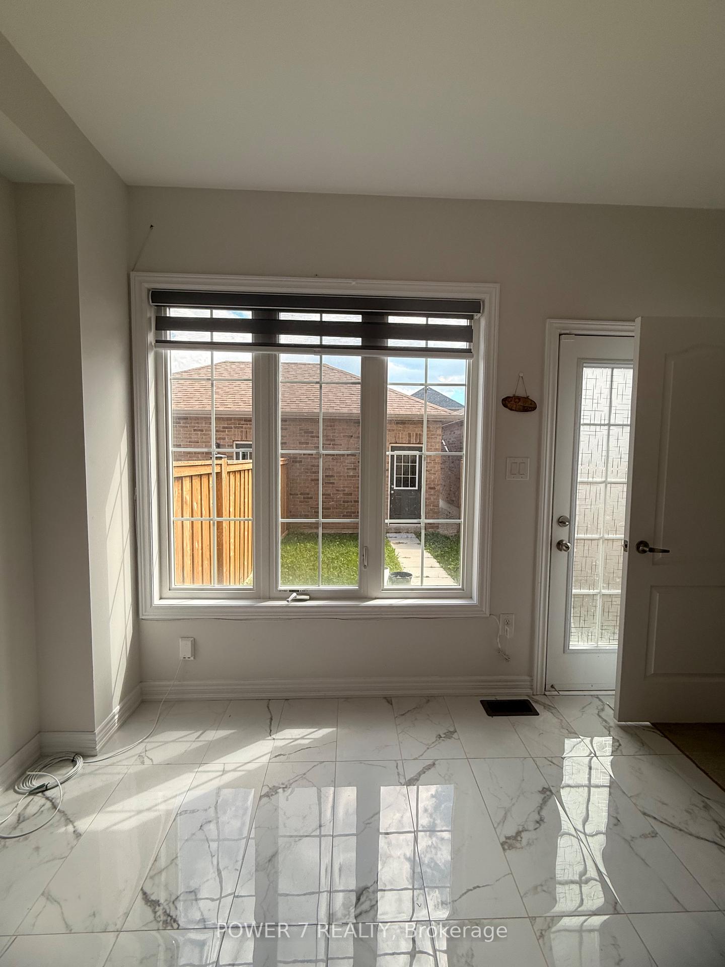 Photo 25 of 583 White's Hill Avenue, Markham, Cornell — HOMEH