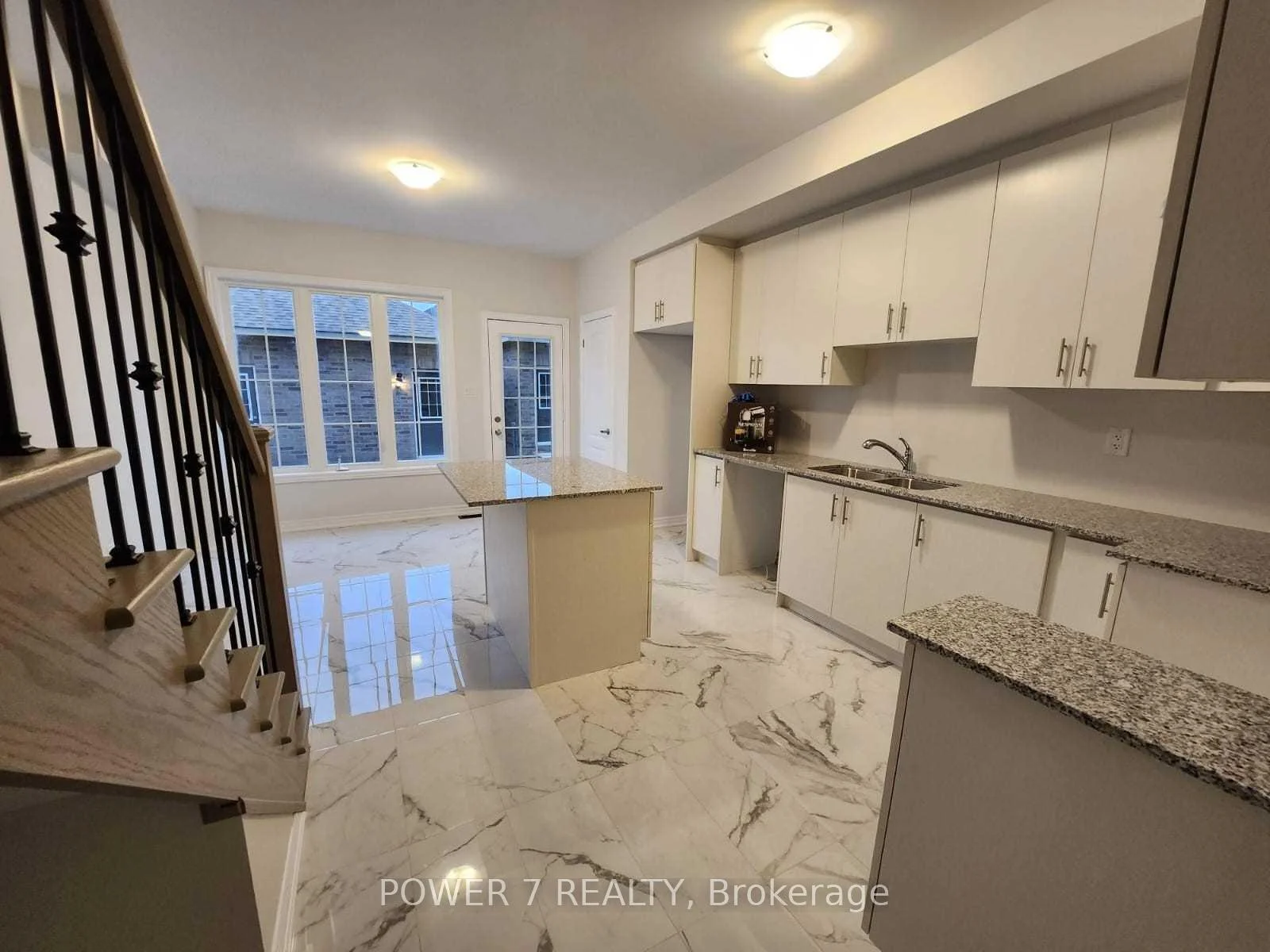 Photo 5 of 583 White's Hill Avenue, Markham, Cornell — HOMEH