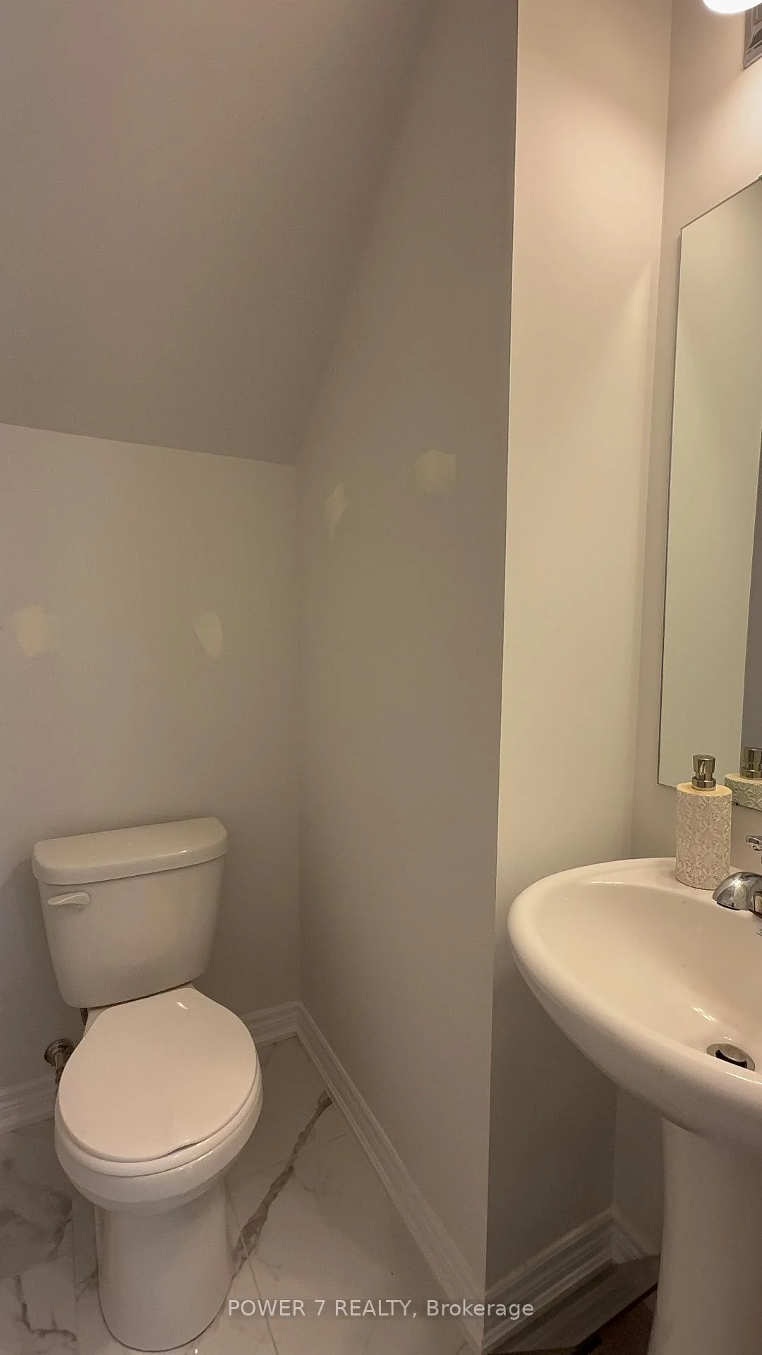Photo 34 of 583 White's Hill Avenue, Markham, Cornell — HOMEH