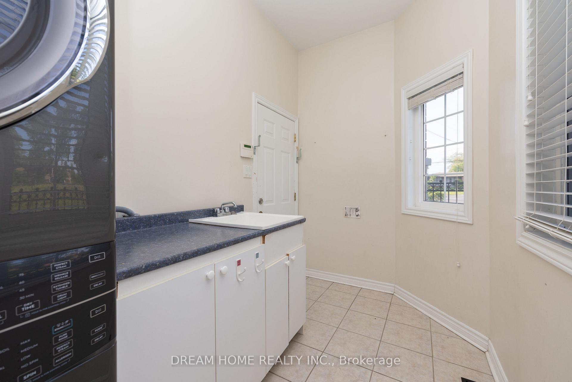 Photo 28 of 4083 Ellesmere Road, Scarborough, Highland Creek — HOMEH