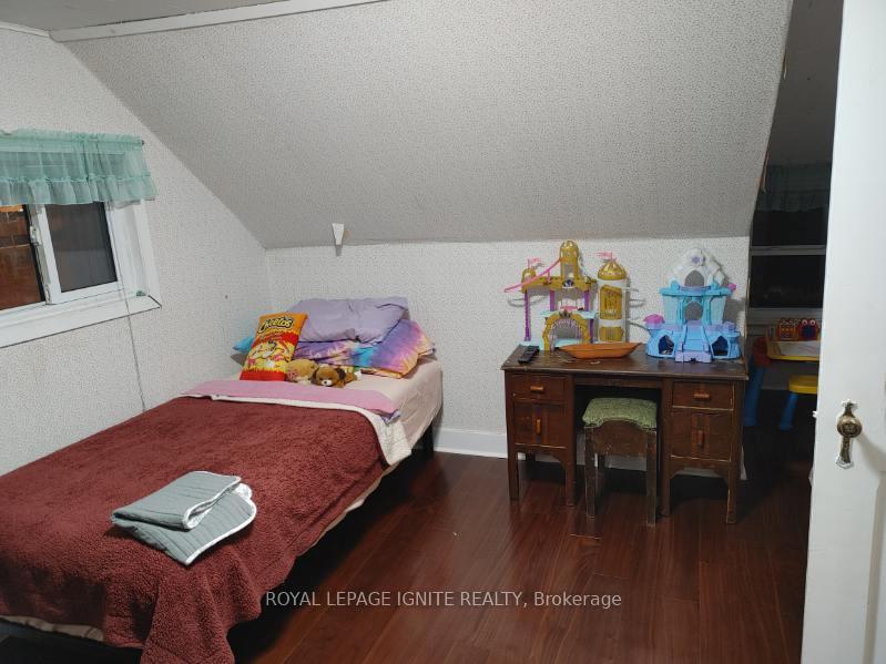 Photo 5 of 87 Ninth Street W, Cornwall, Cornwall — HOMEH